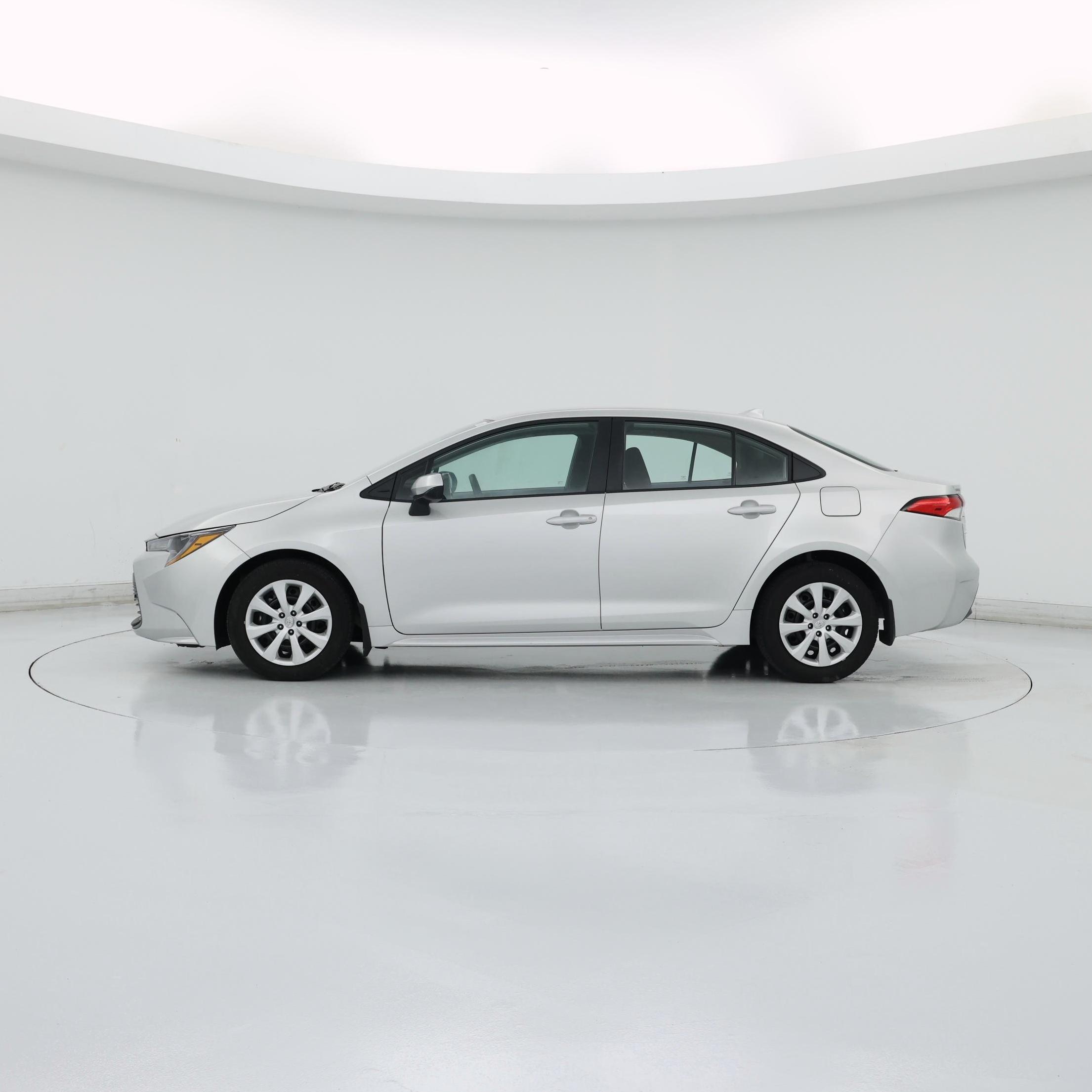 Thumbnail: 2025 Toyota Corolla - 3