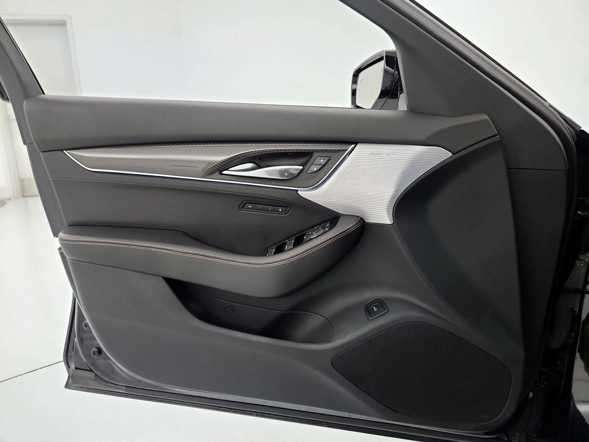 Thumbnail: 2021 Cadillac CT5 - 12