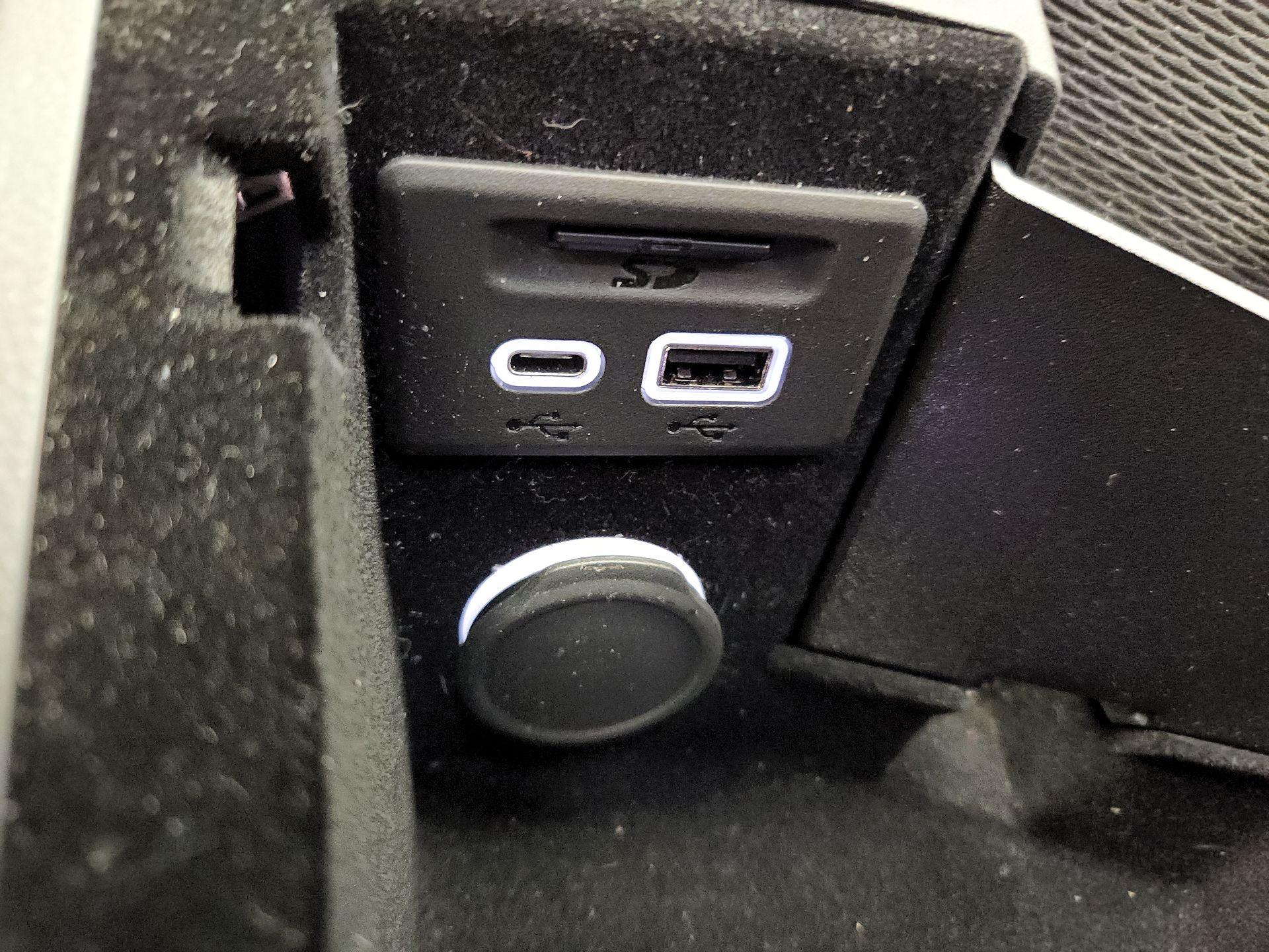 Thumbnail: 2021 Cadillac CT5 - 18