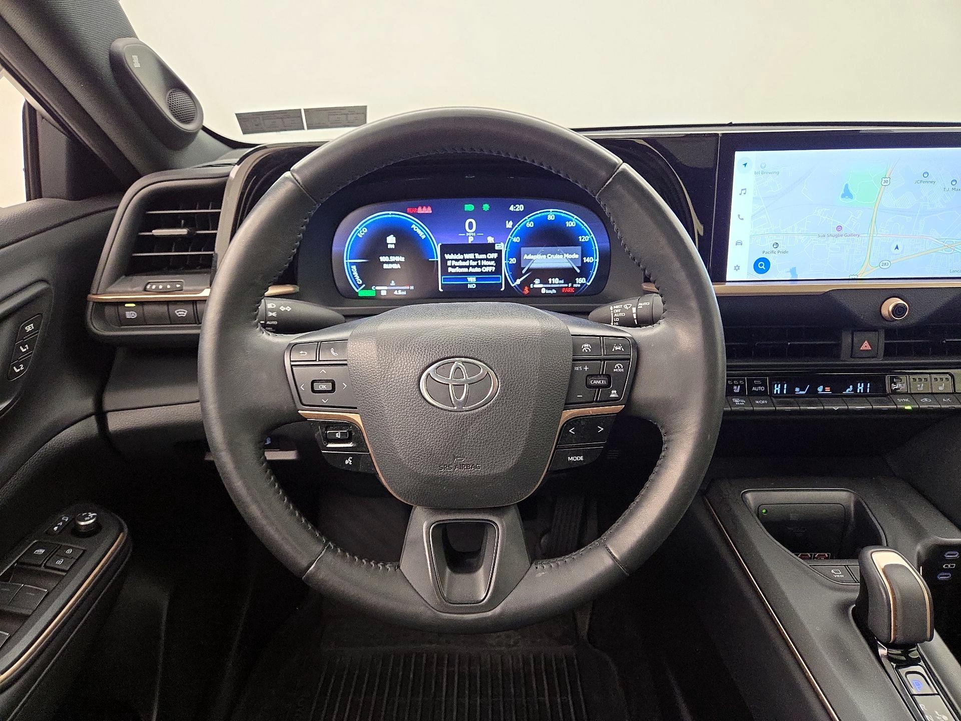 Thumbnail: 2023 Toyota Crown - 10