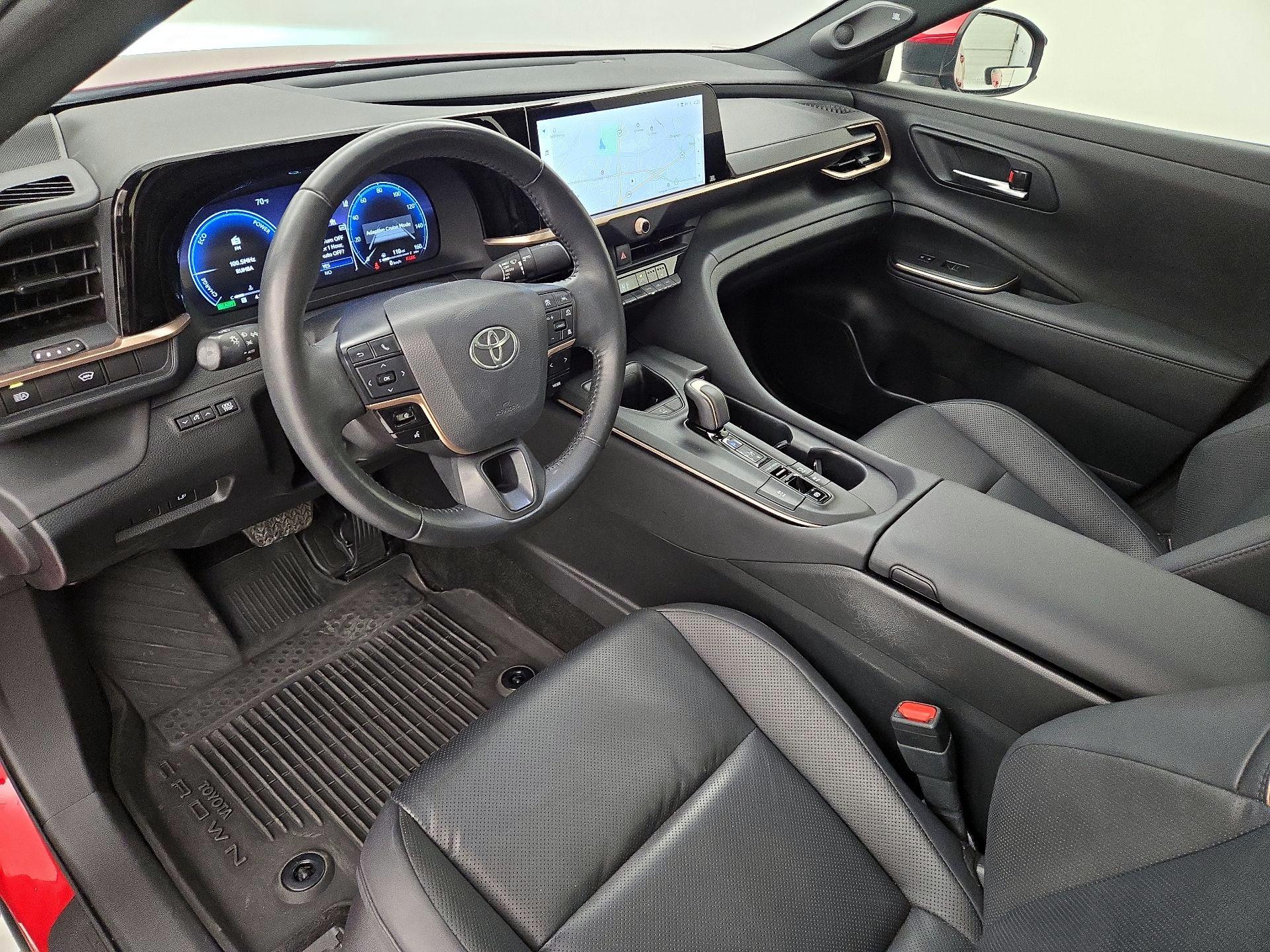 Thumbnail: 2023 Toyota Crown - 11