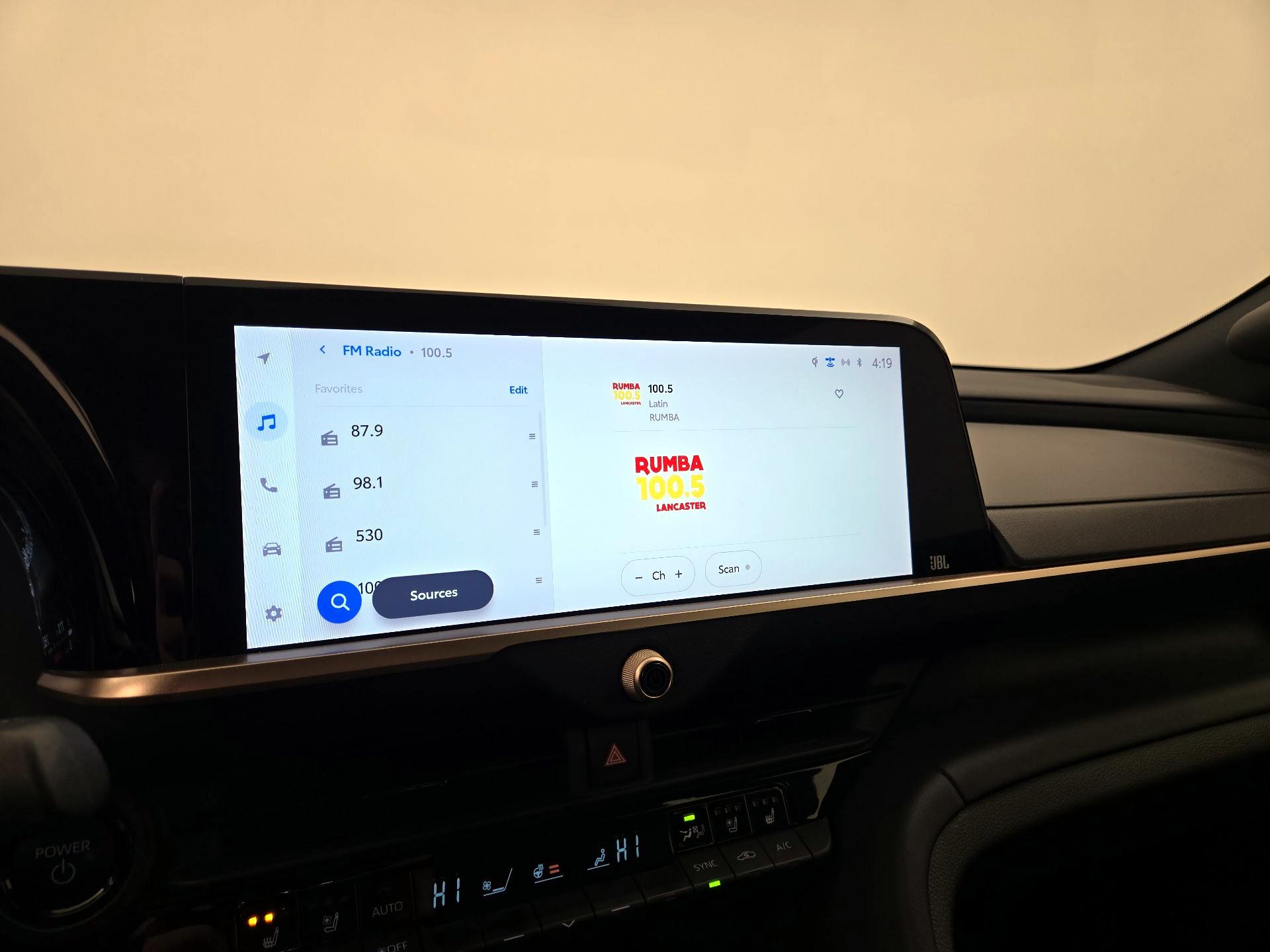 Thumbnail: 2023 Toyota Crown - 16