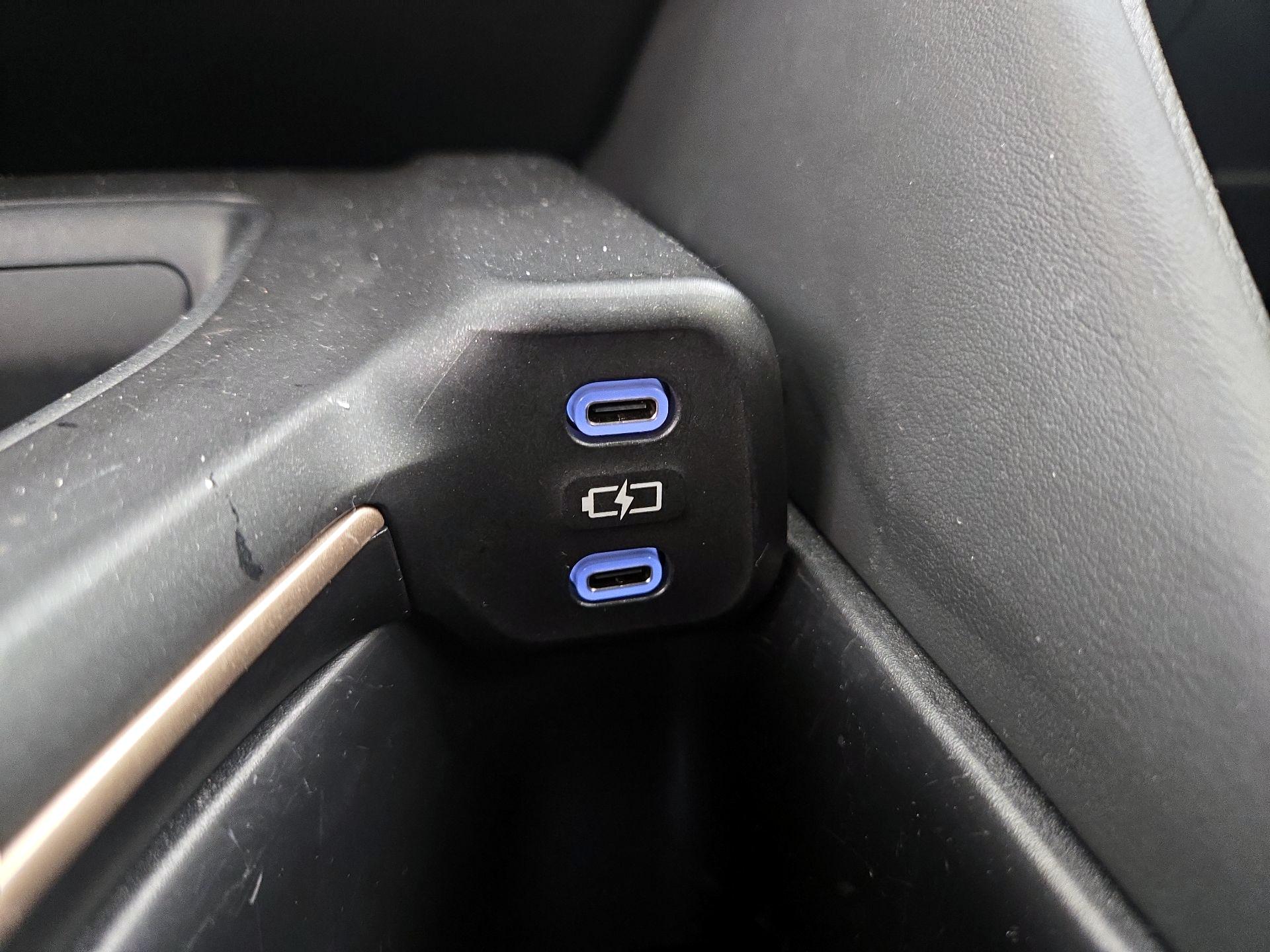 Thumbnail: 2023 Toyota Crown - 19