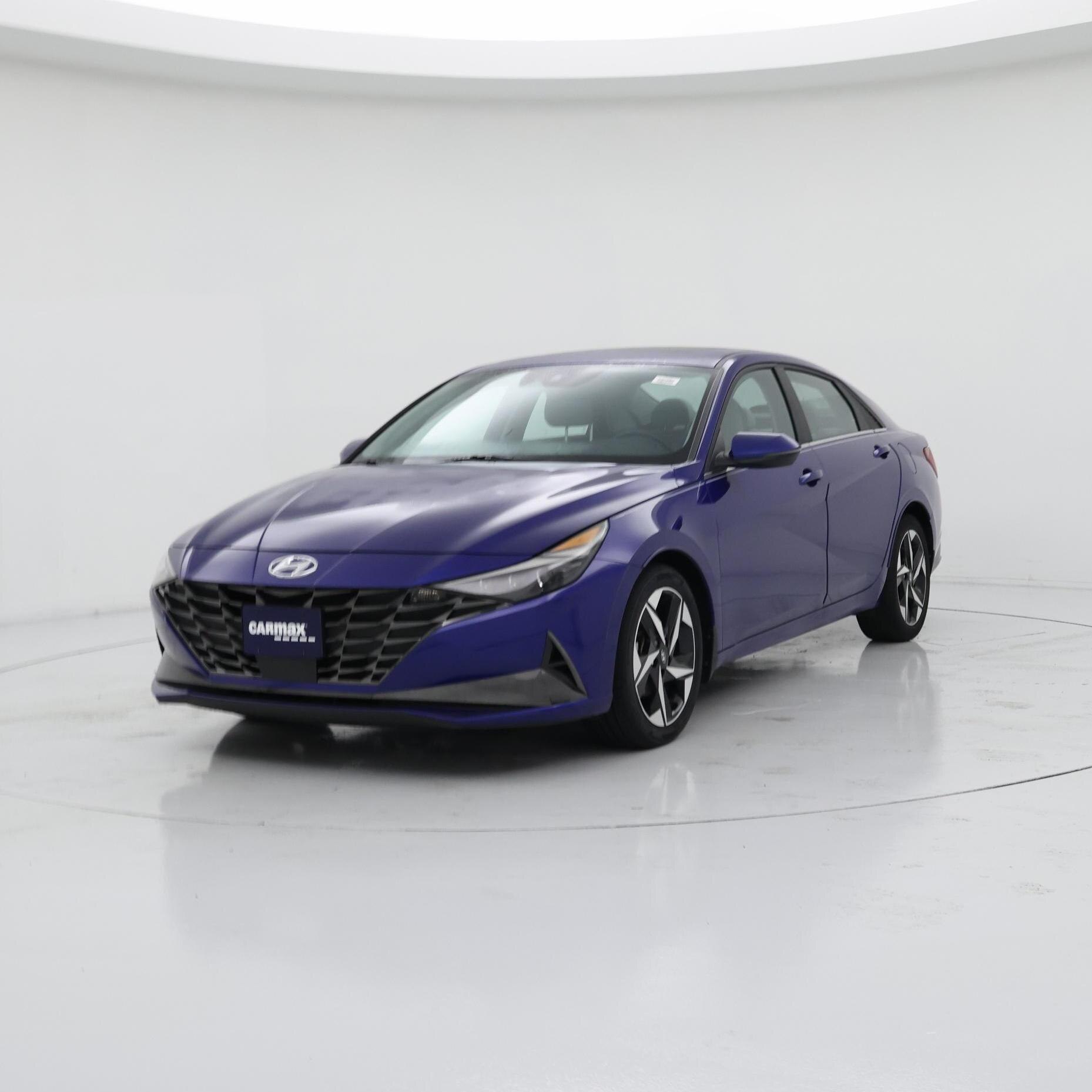 Thumbnail: 2023 Hyundai Elantra - 4