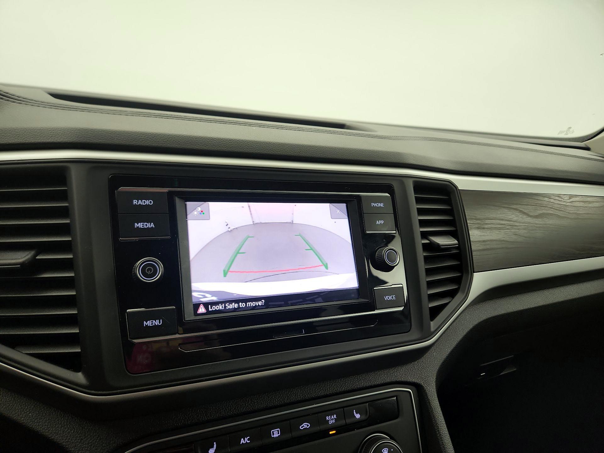 Thumbnail: 2023 Volkswagen Atlas - 14