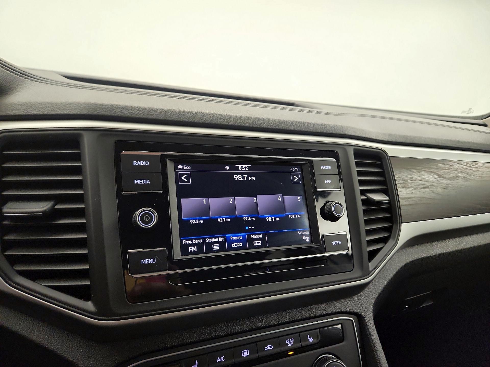 Thumbnail: 2023 Volkswagen Atlas - 15