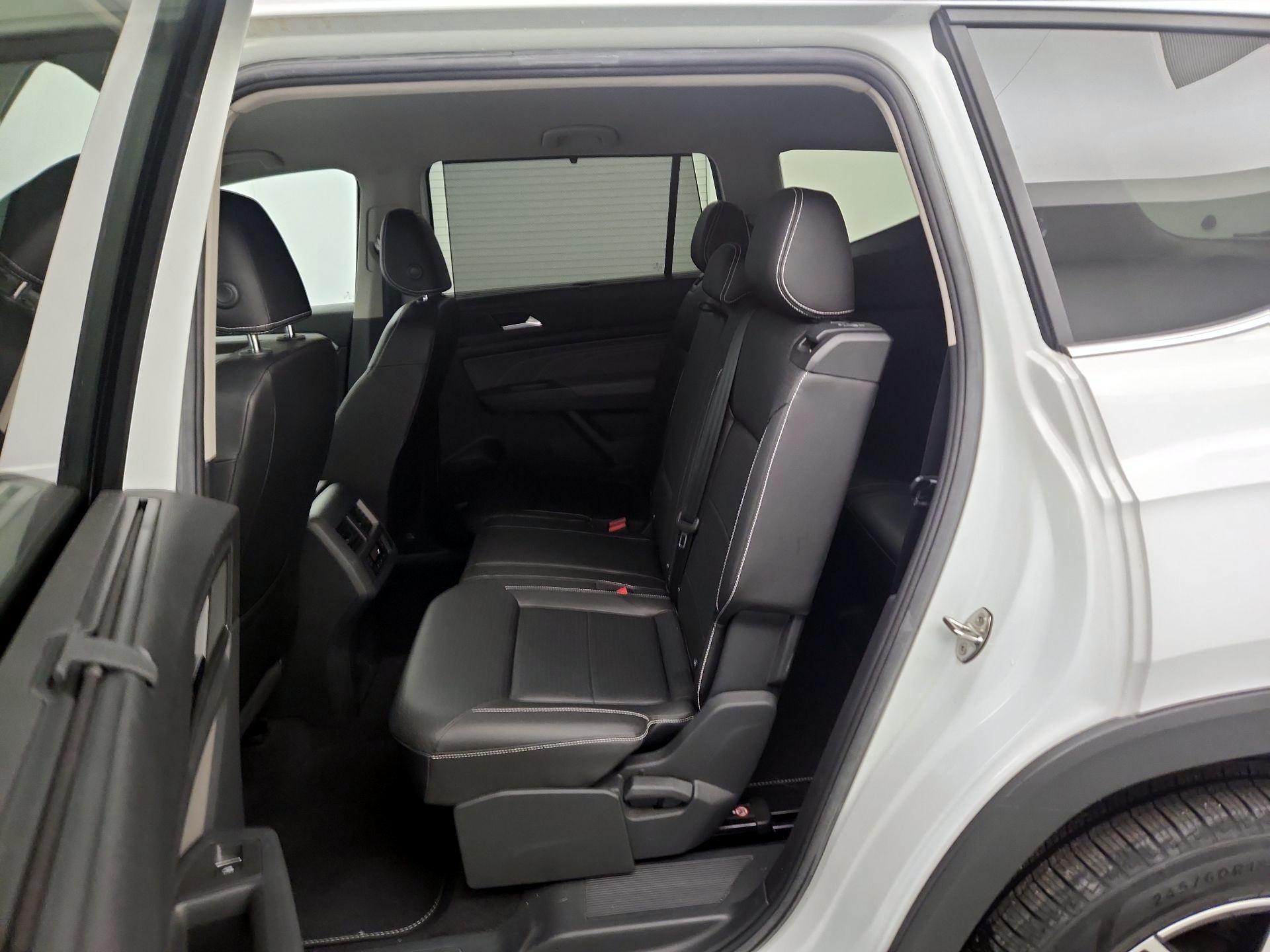 Thumbnail: 2023 Volkswagen Atlas - 19