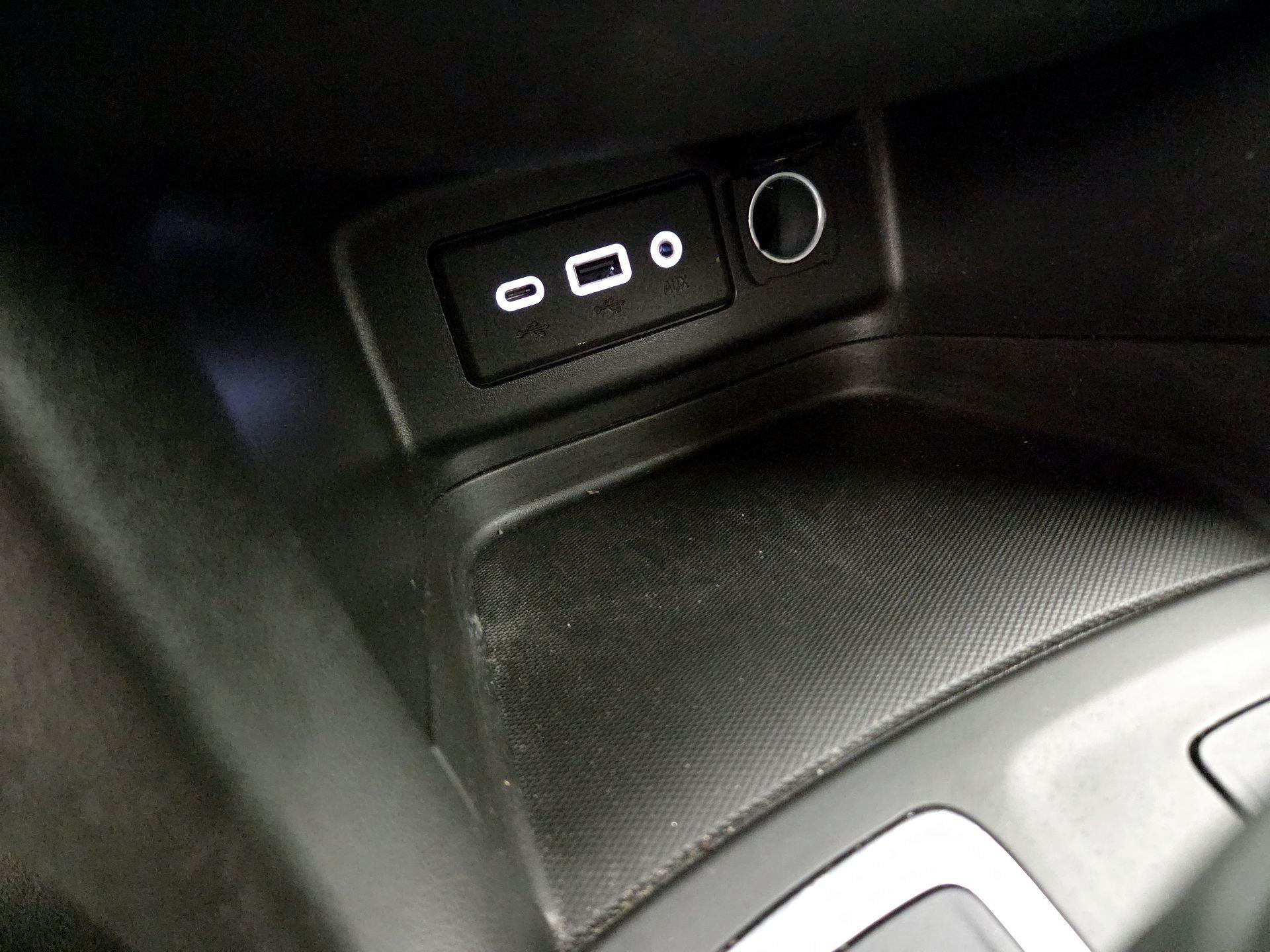 Thumbnail: 2022 Chevrolet Equinox - 18