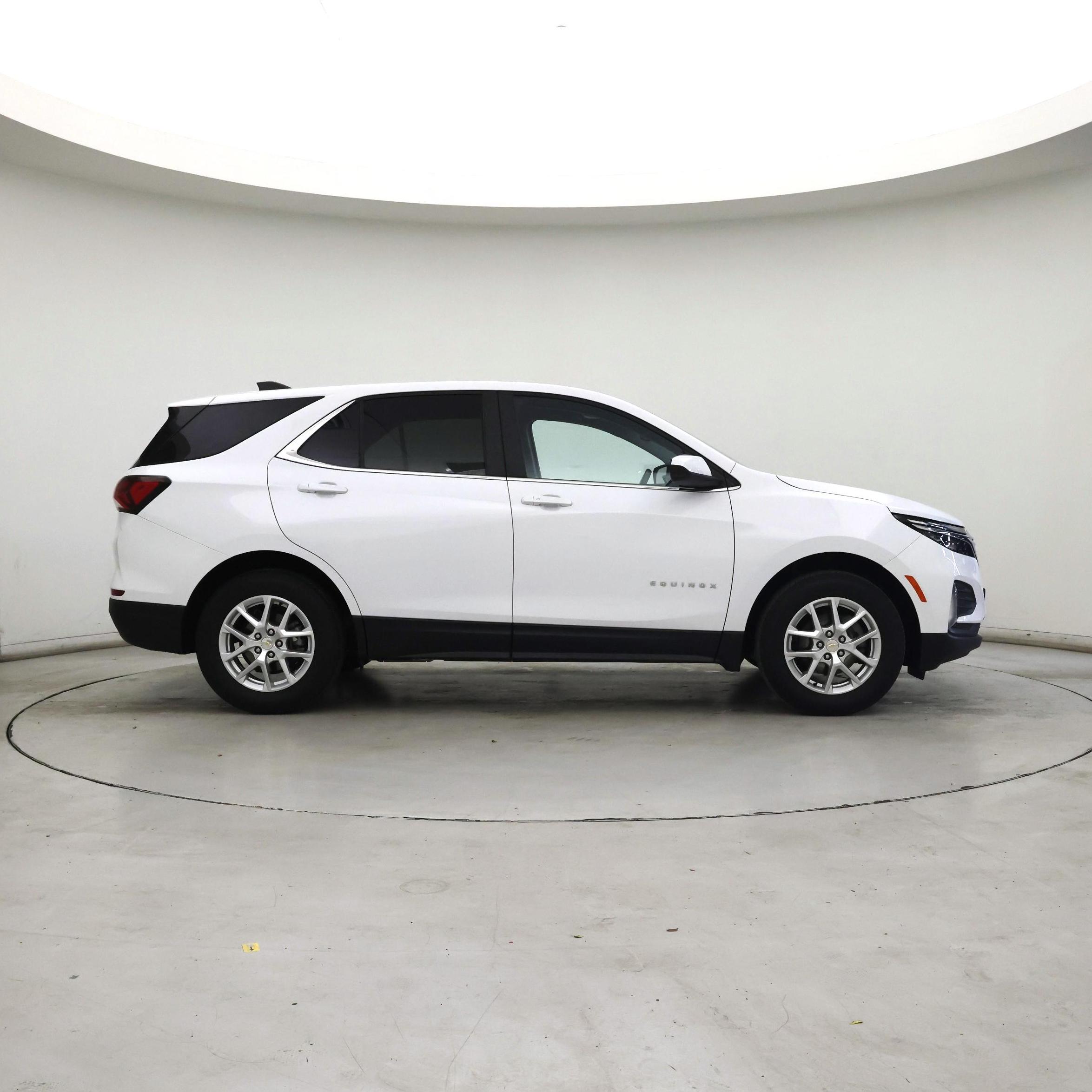 Thumbnail: 2022 Chevrolet Equinox - 7