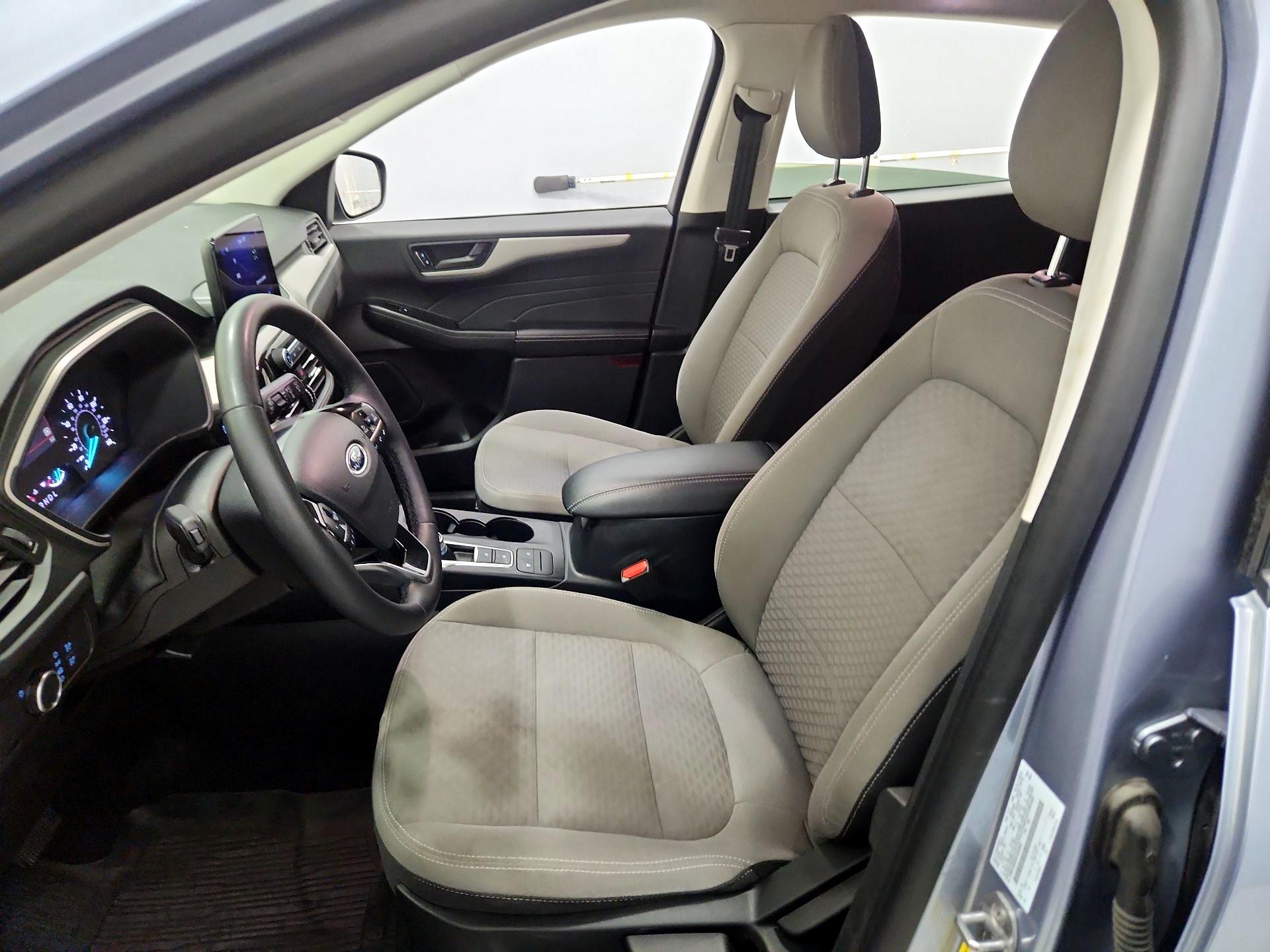 Thumbnail: 2022 Ford Escape - 11