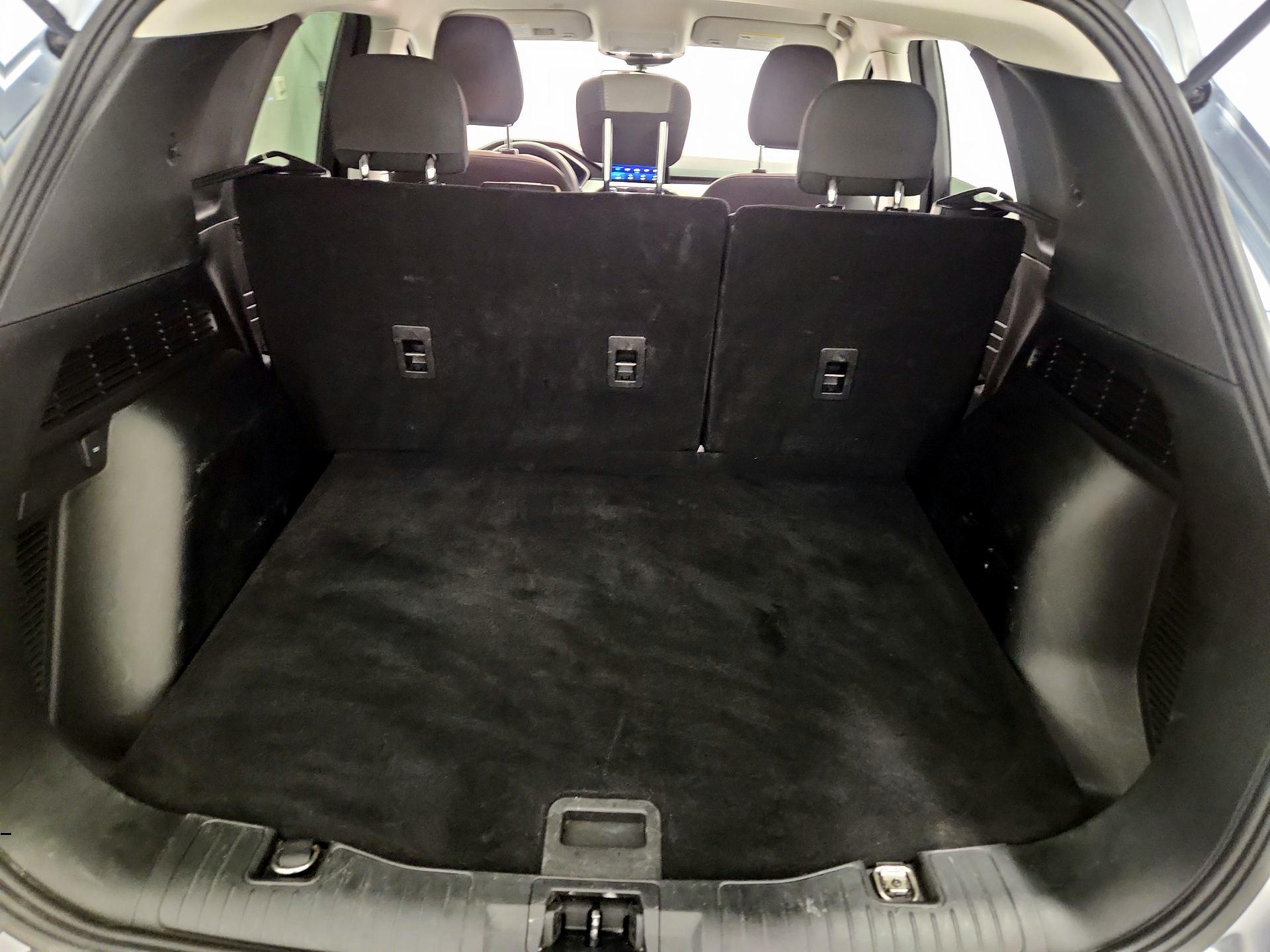 Thumbnail: 2022 Ford Escape - 20