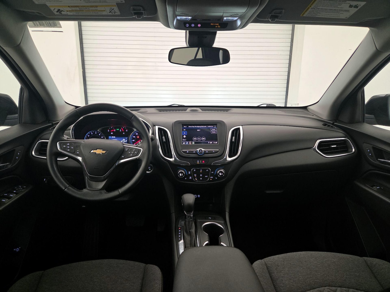 2023 Chevrolet Equinox LT - Photo 10
