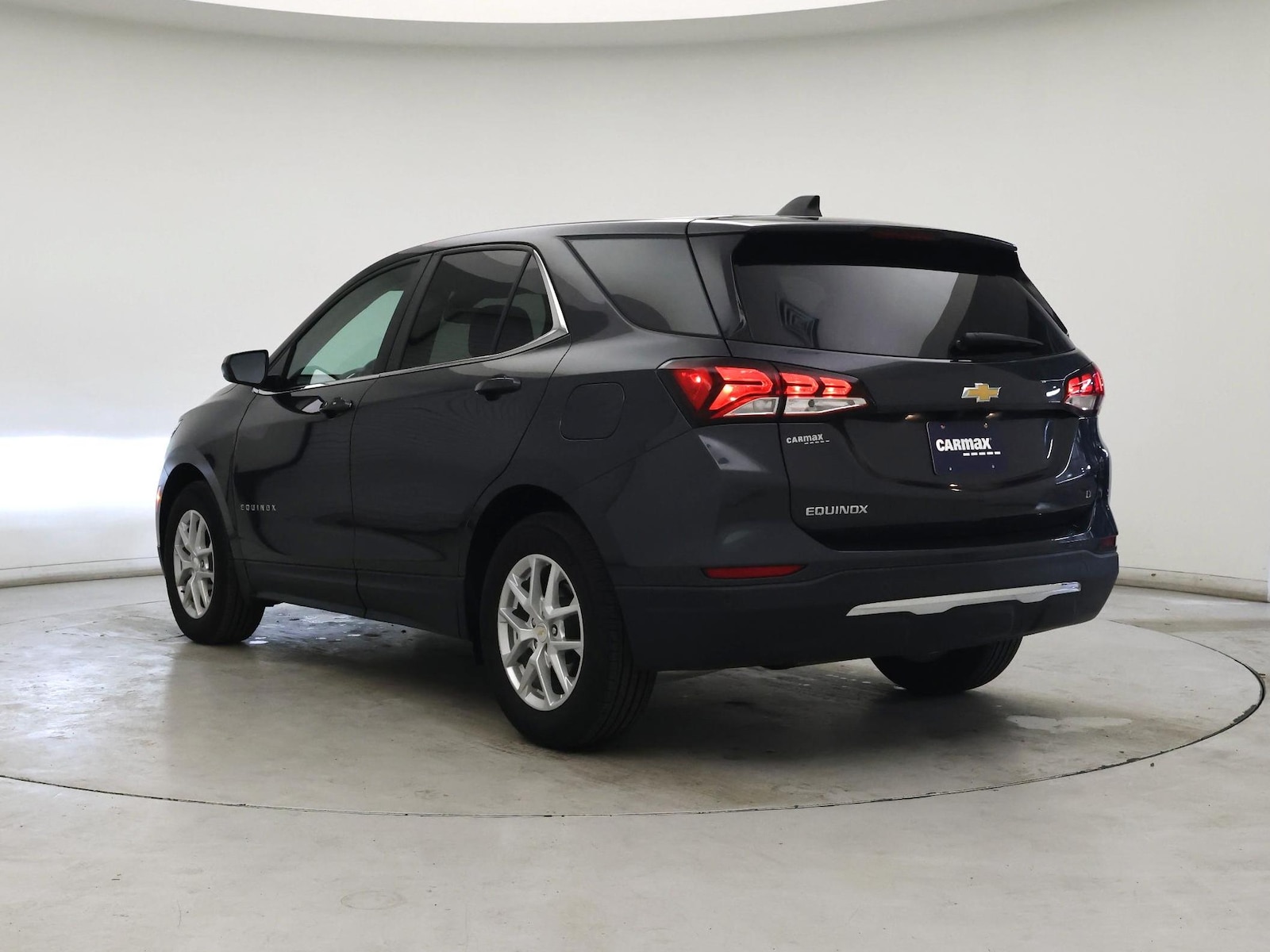 2023 Chevrolet Equinox LT - Photo 3