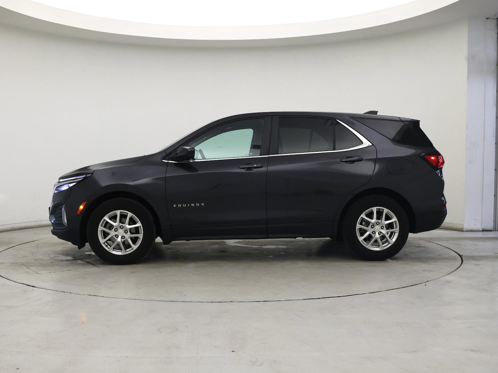 2023 Chevrolet Equinox LT - Photo 4