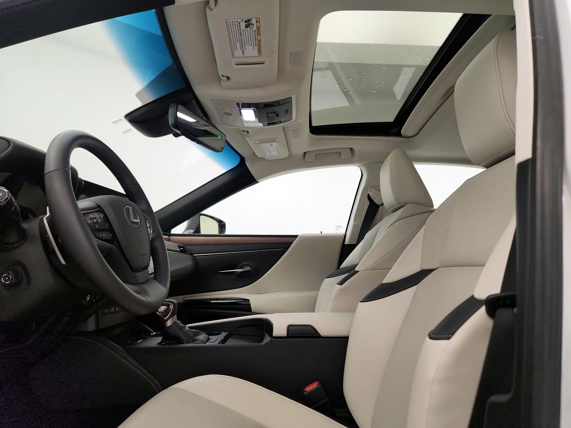 Thumbnail: 2023 Lexus ES - 19