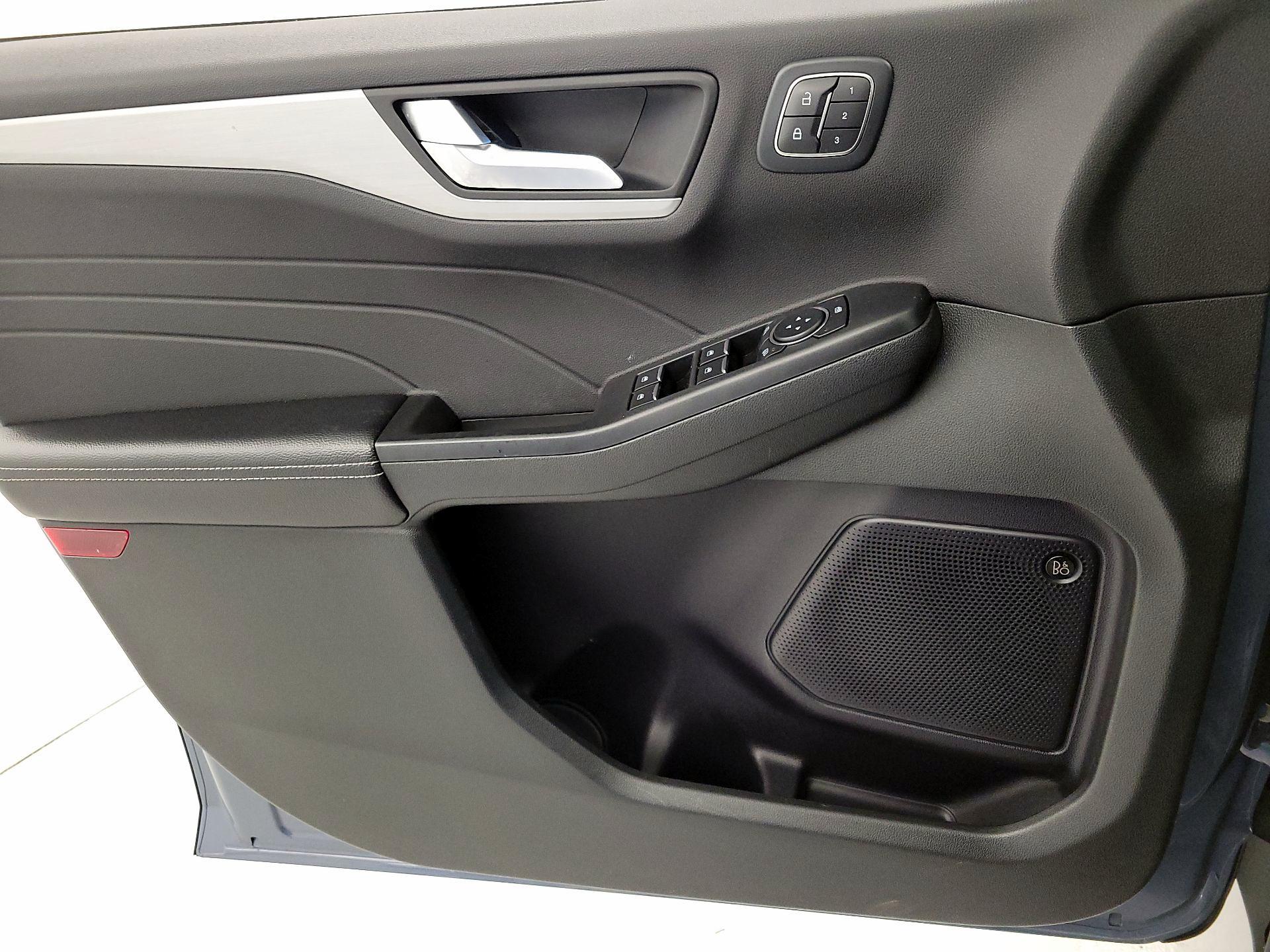 Thumbnail: 2024 Ford Escape - 12