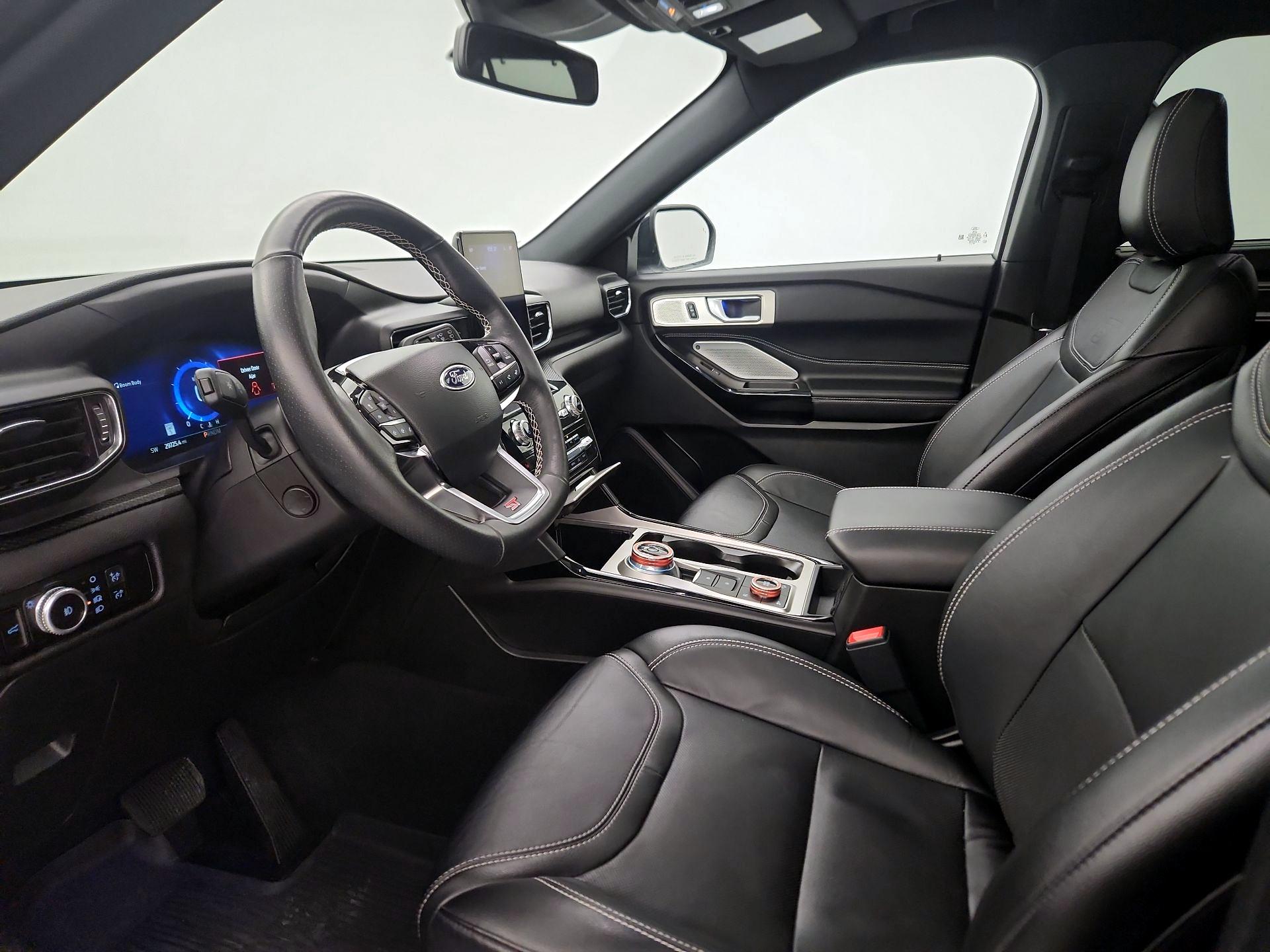 Thumbnail: 2022 Ford Explorer - 11