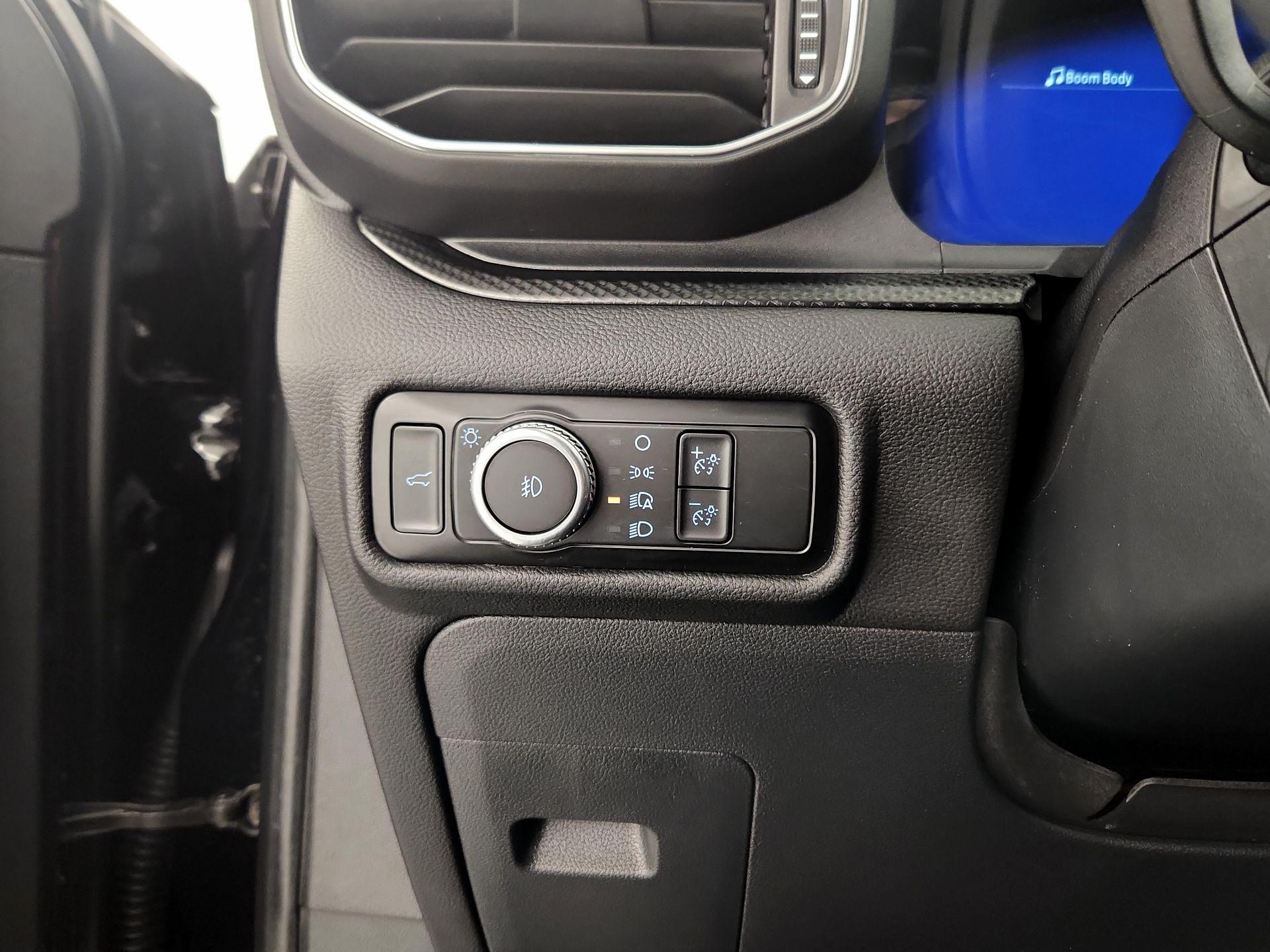 Thumbnail: 2022 Ford Explorer - 13