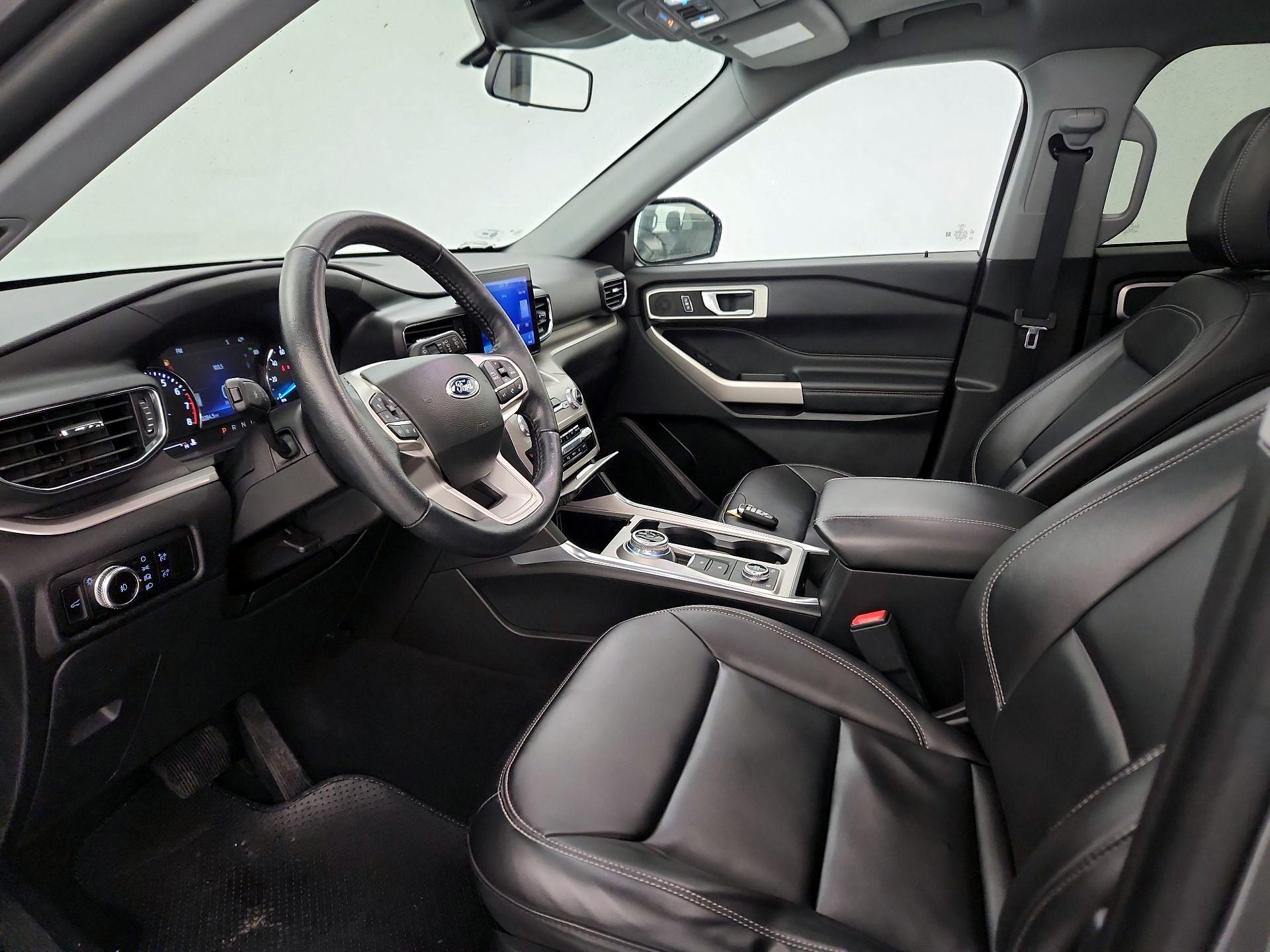 Thumbnail: 2022 Ford Explorer - 11