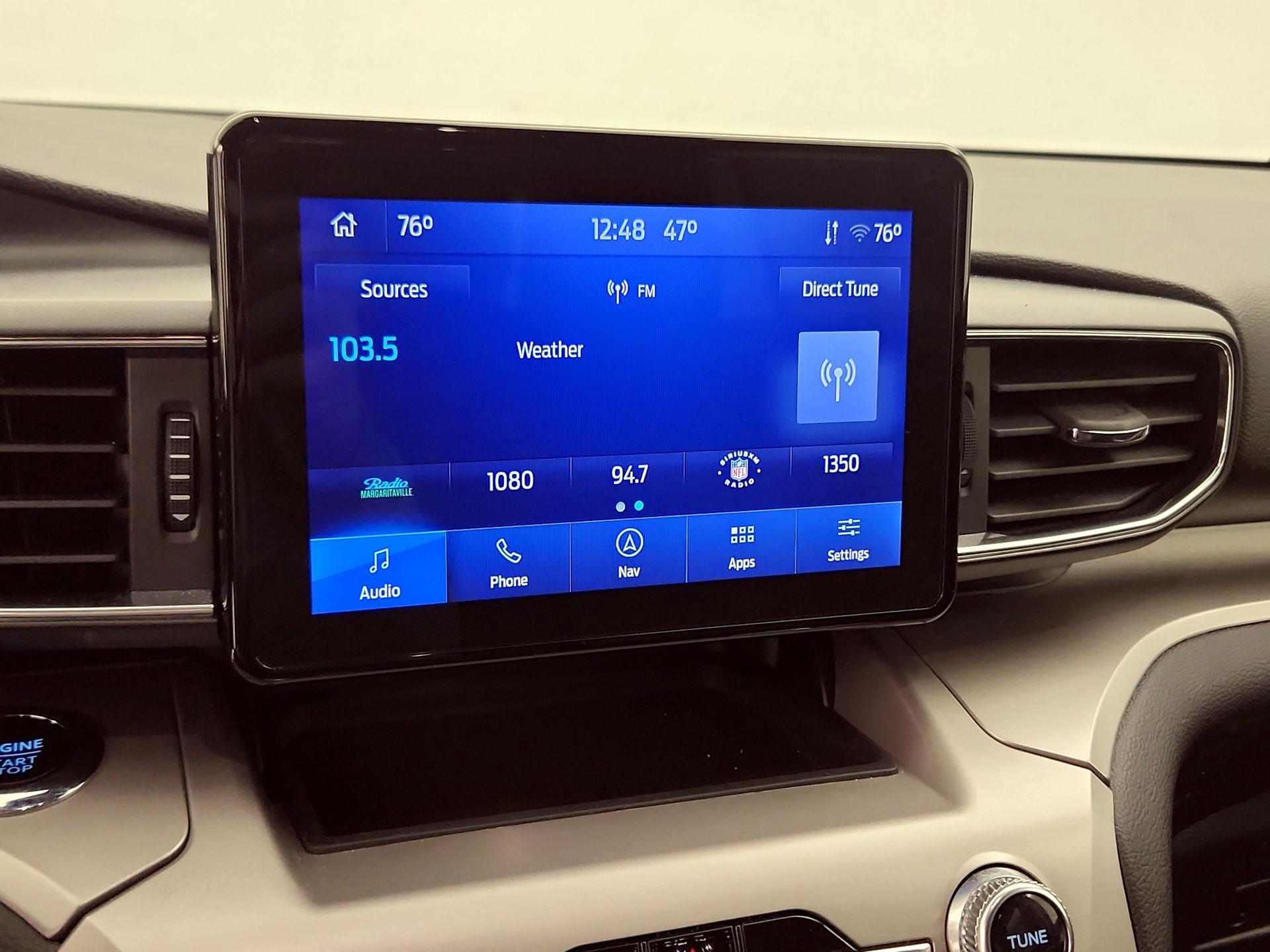 Thumbnail: 2022 Ford Explorer - 15