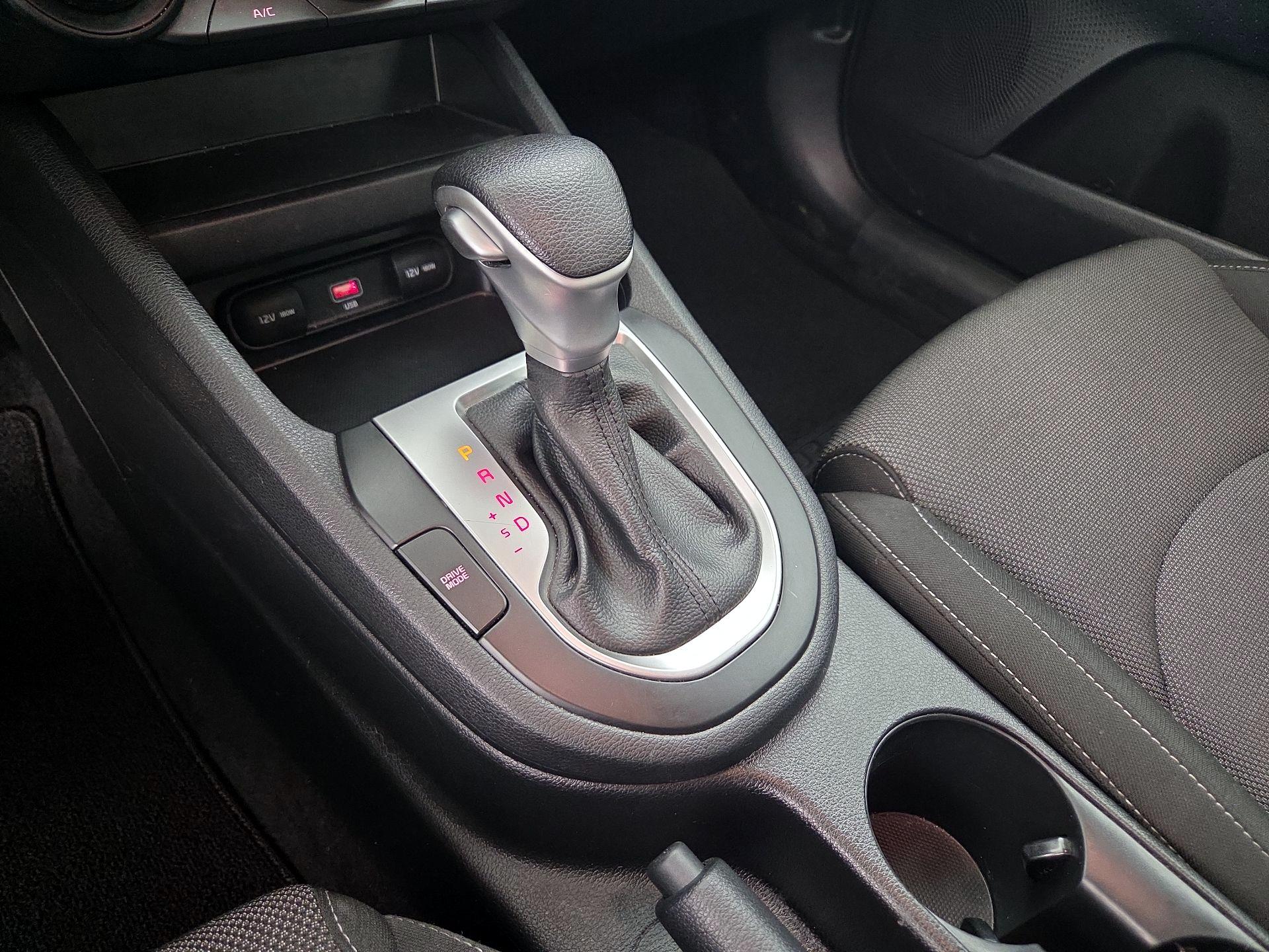 Thumbnail: 2022 Kia Forte - 17