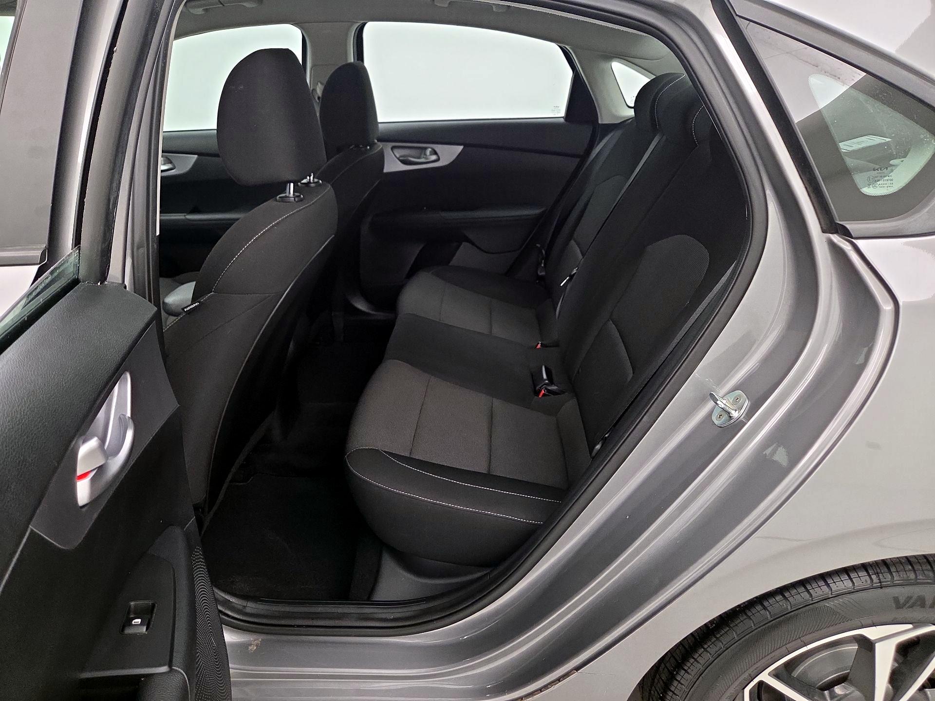 Thumbnail: 2022 Kia Forte - 19