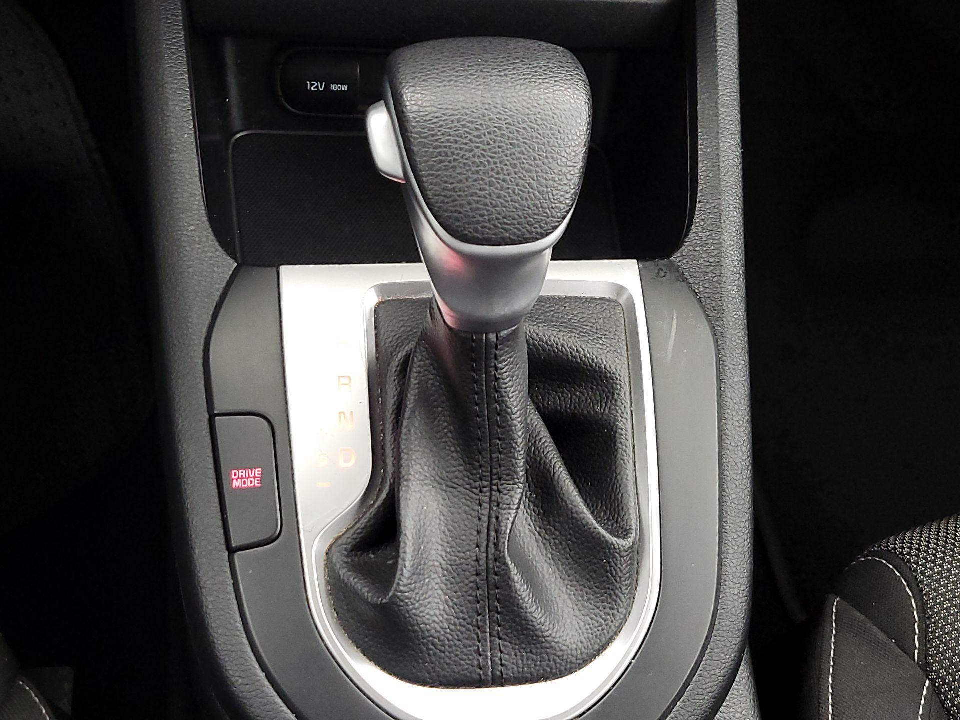 Thumbnail: 2024 Kia Forte - 17