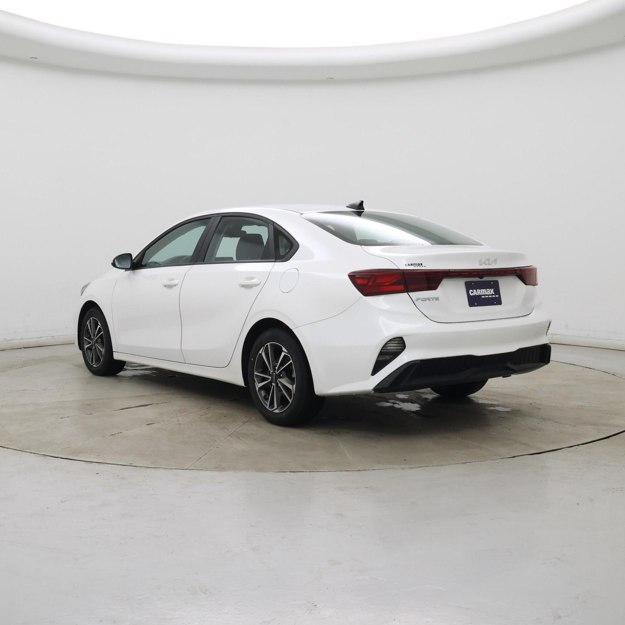 Thumbnail: 2024 Kia Forte - 2