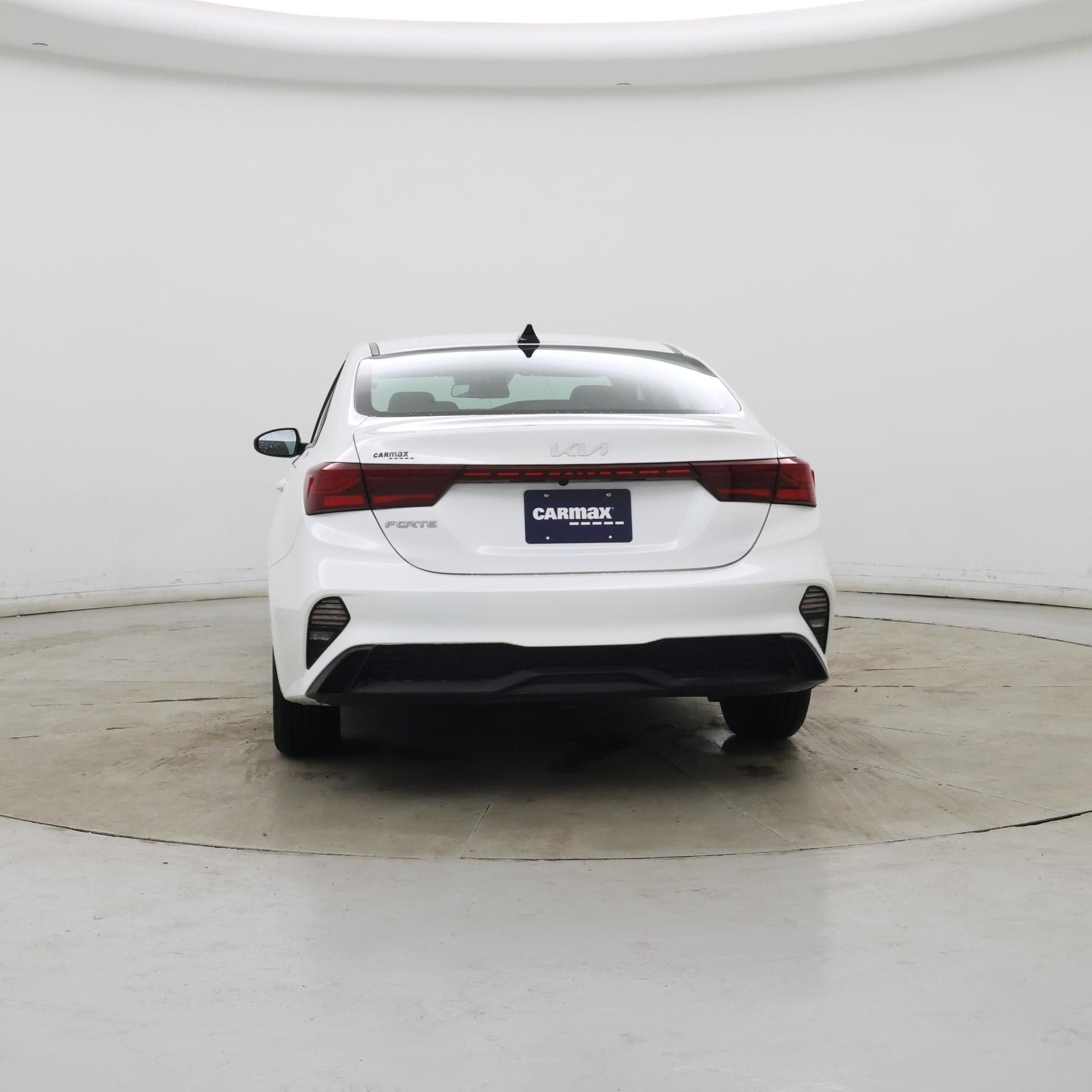 Thumbnail: 2024 Kia Forte - 6