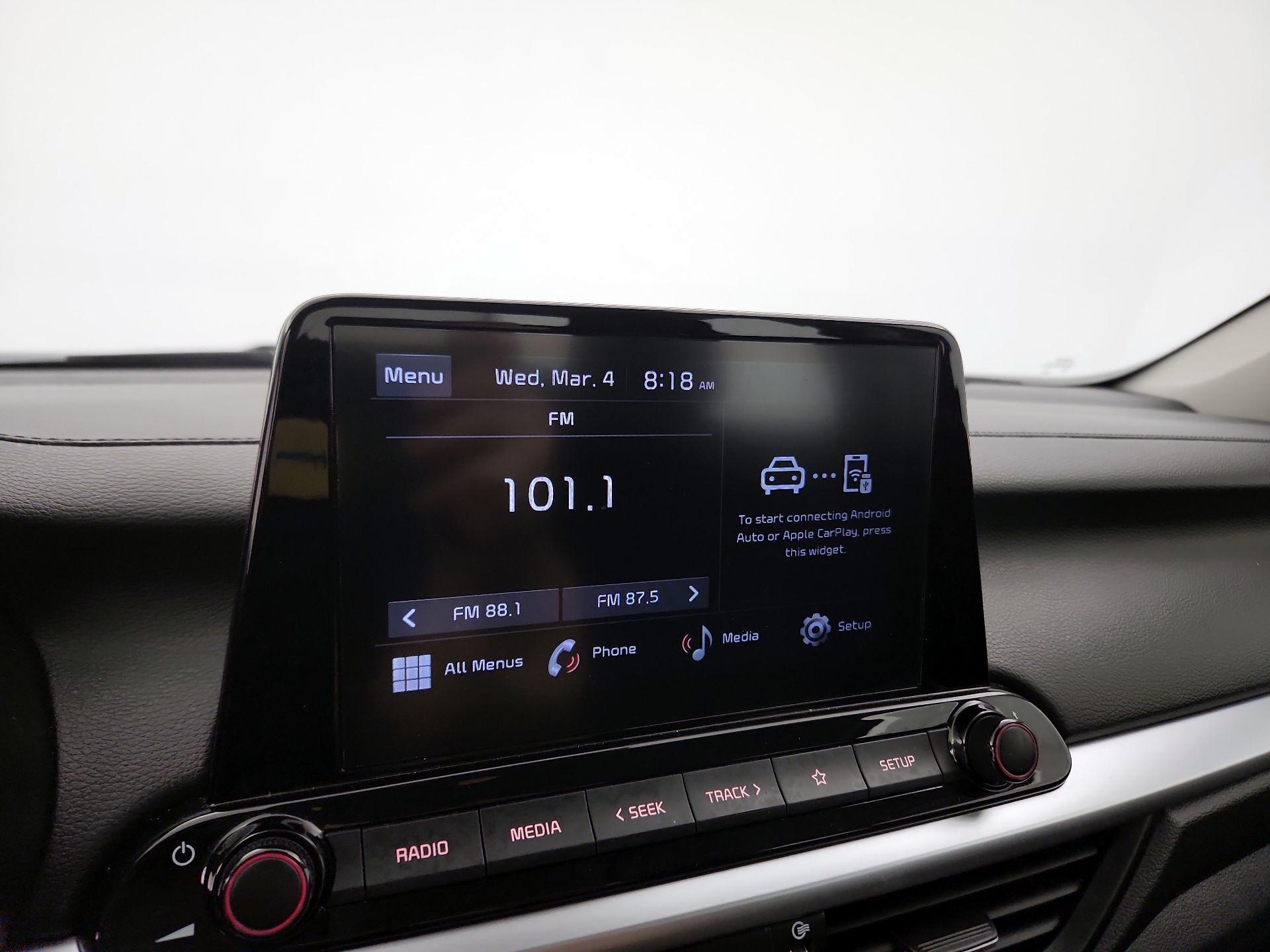 Thumbnail: 2022 Kia Forte - 15