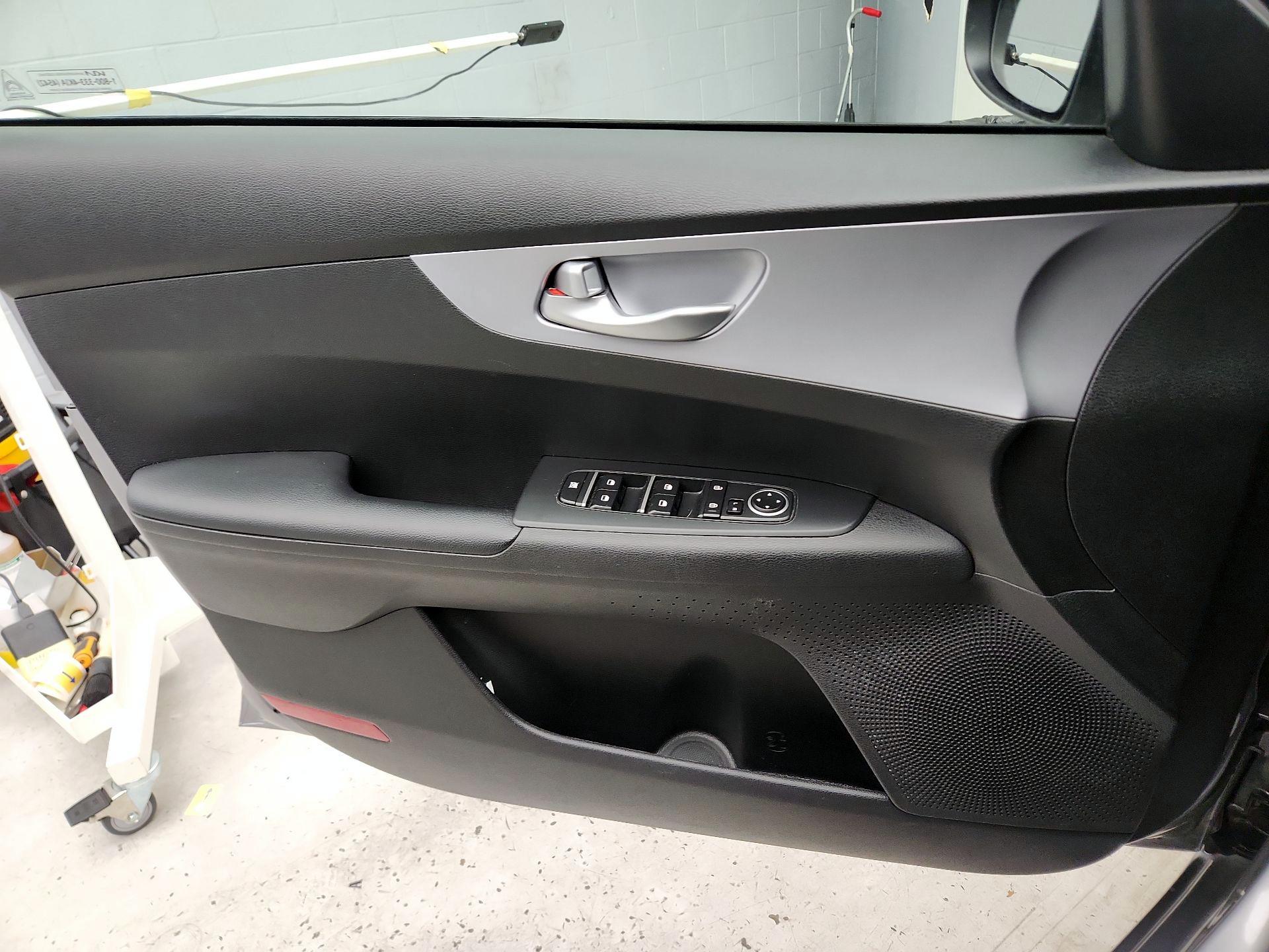 Thumbnail: 2024 Kia Forte - 12