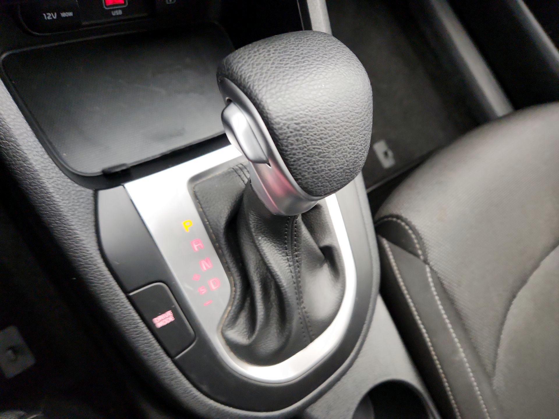 Thumbnail: 2024 Kia Forte - 17