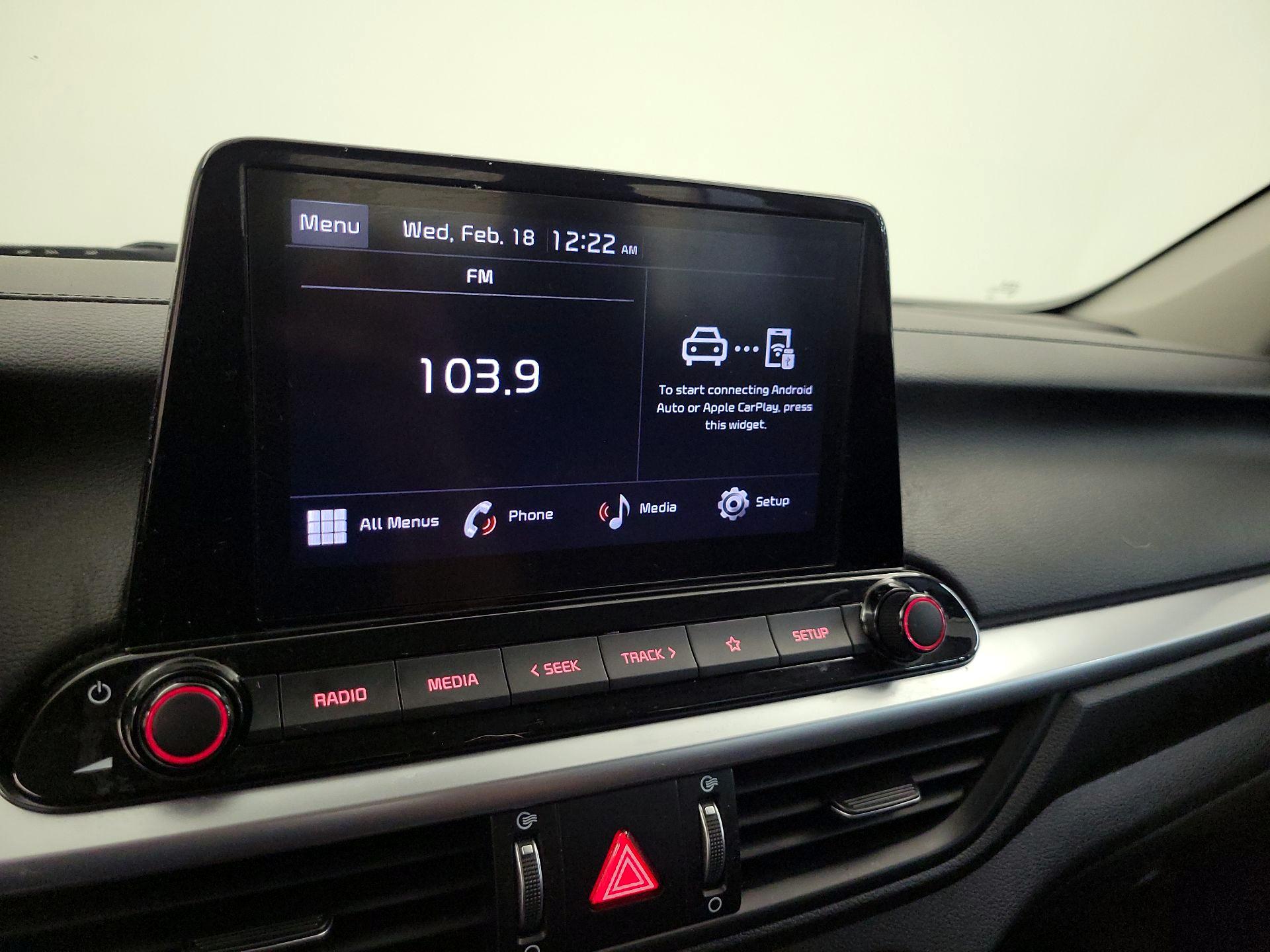 Thumbnail: 2023 Kia Forte - 15