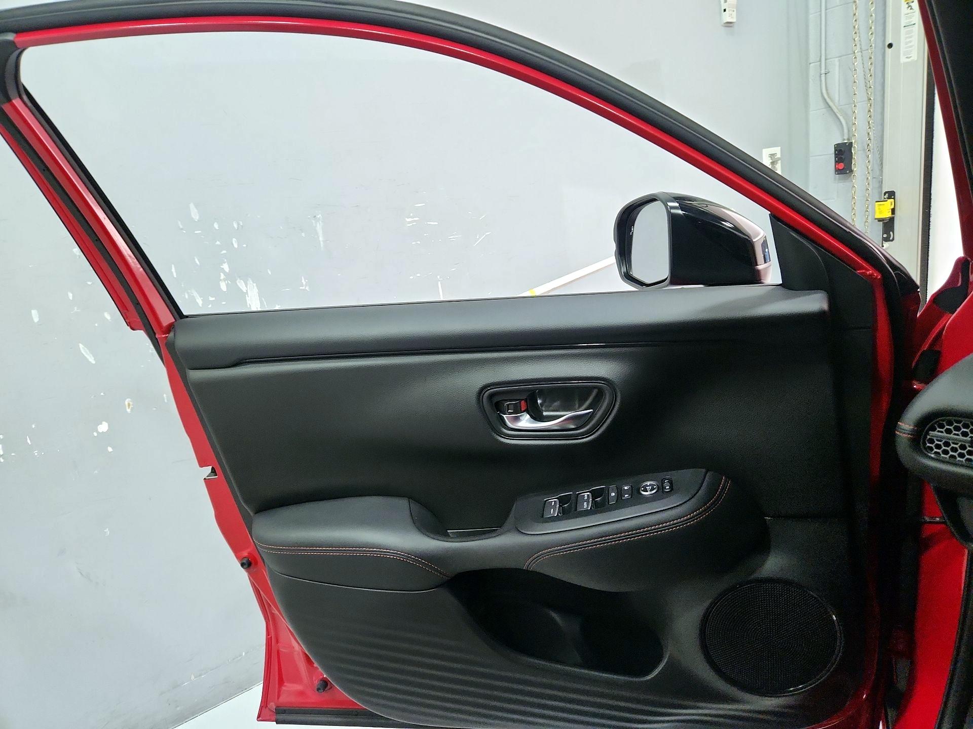 Thumbnail: 2025 Honda HR-V - 12