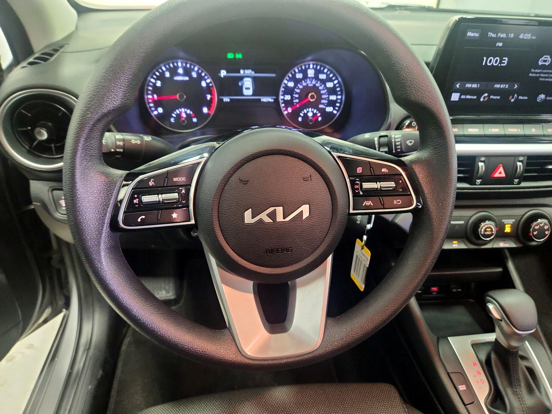 Thumbnail: 2023 Kia Forte - 10