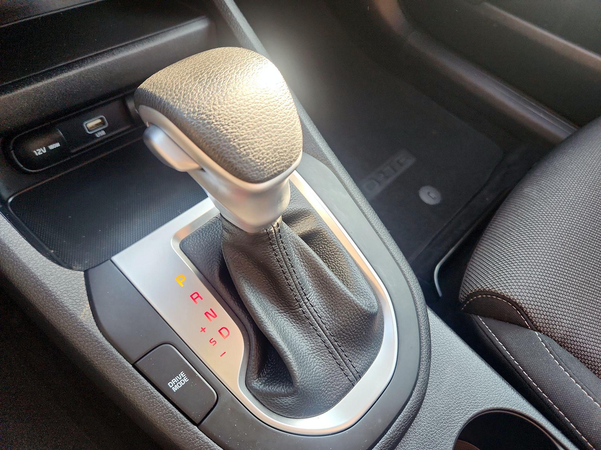 Thumbnail: 2023 Kia Forte - 17