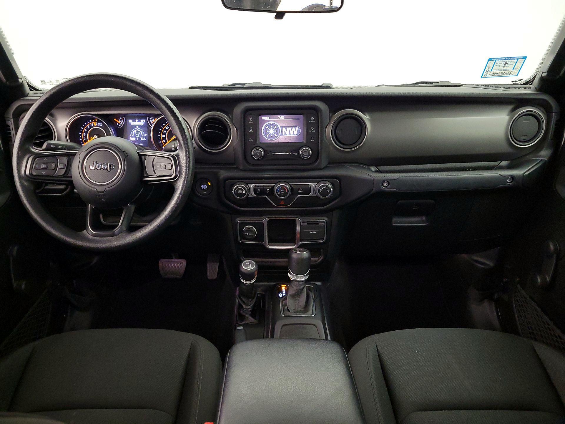 Thumbnail: 2021 Jeep Gladiator - 9