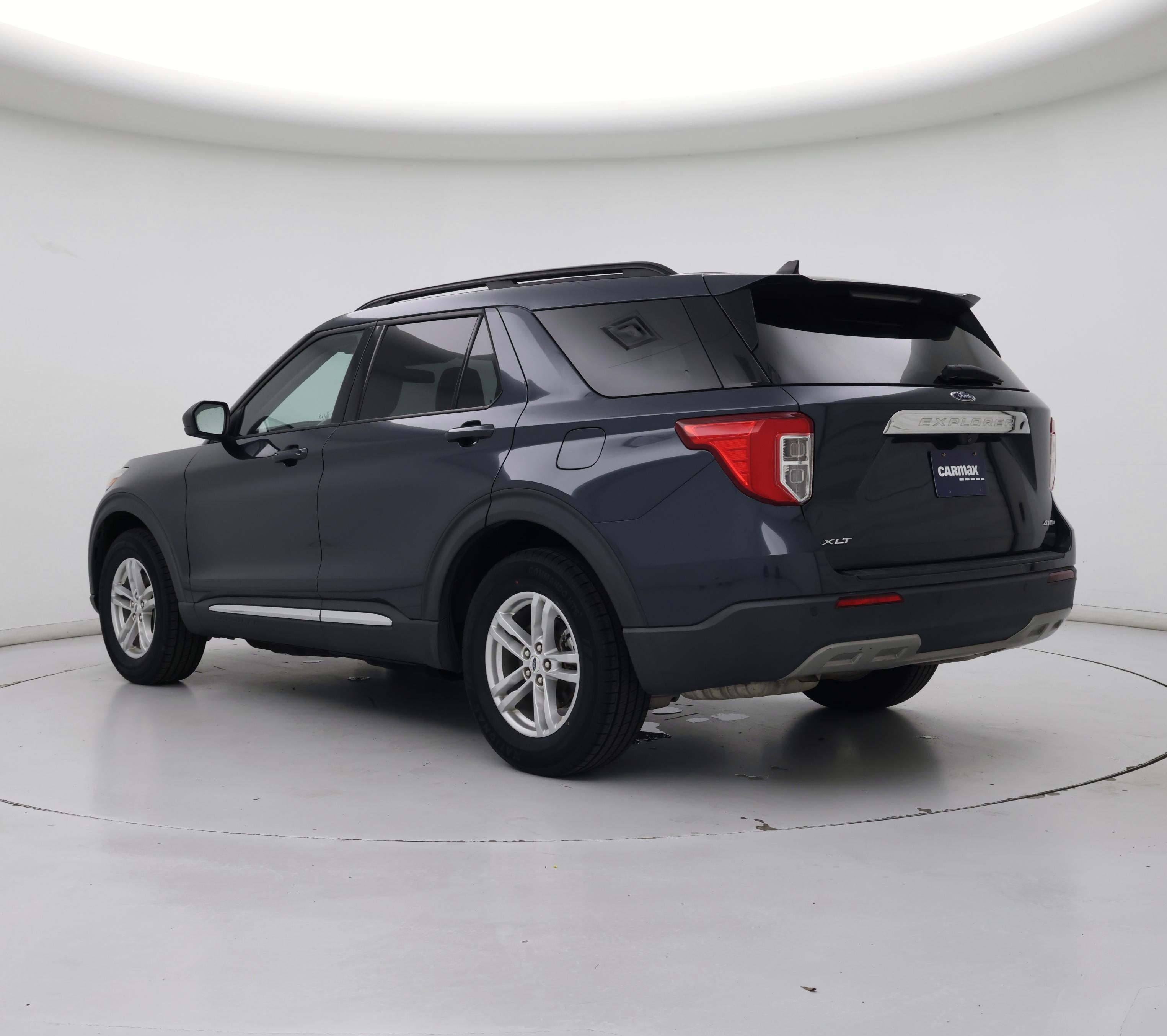 Thumbnail: 2022 Ford Explorer - 2