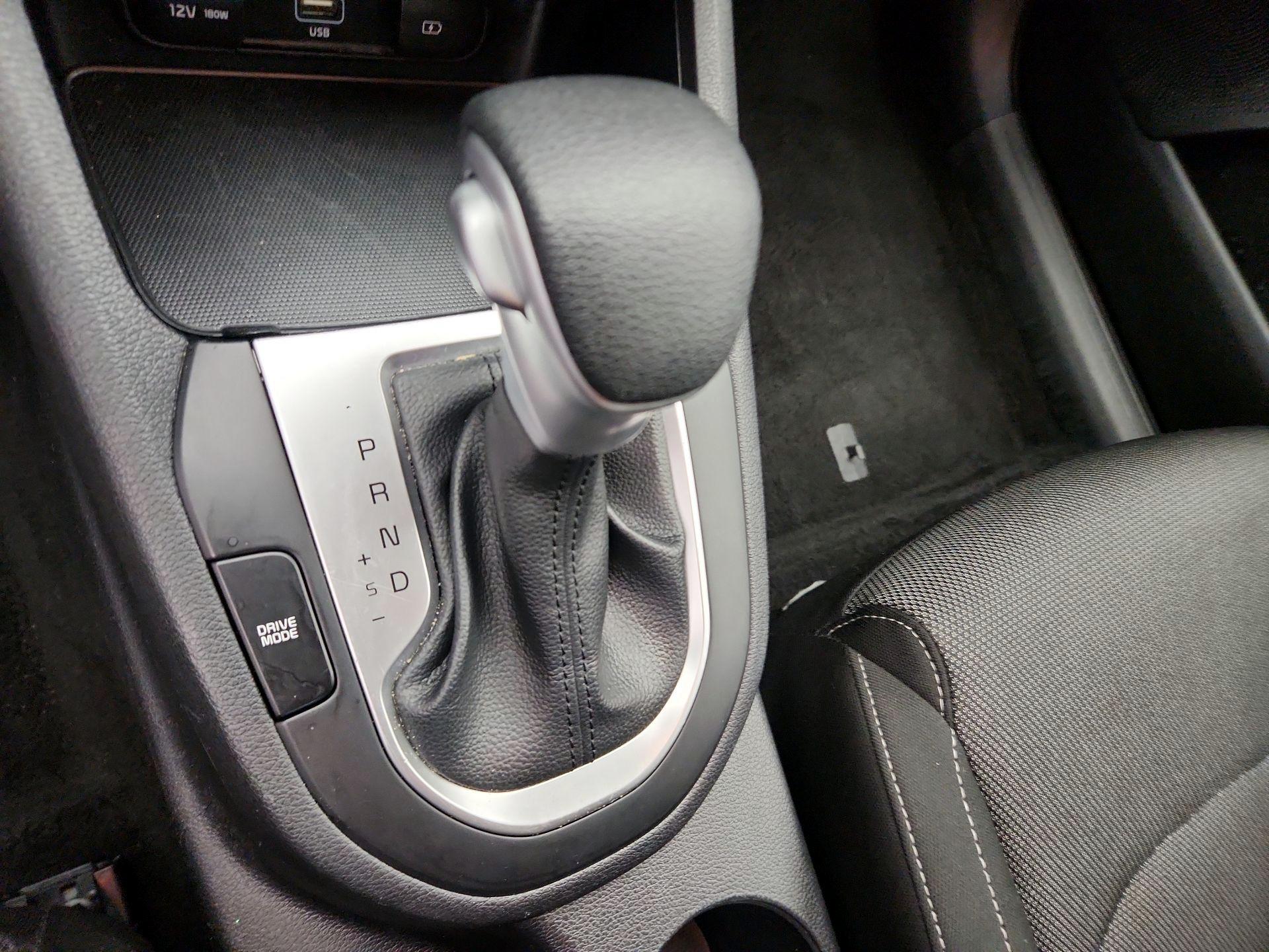 Thumbnail: 2024 Kia Forte - 17