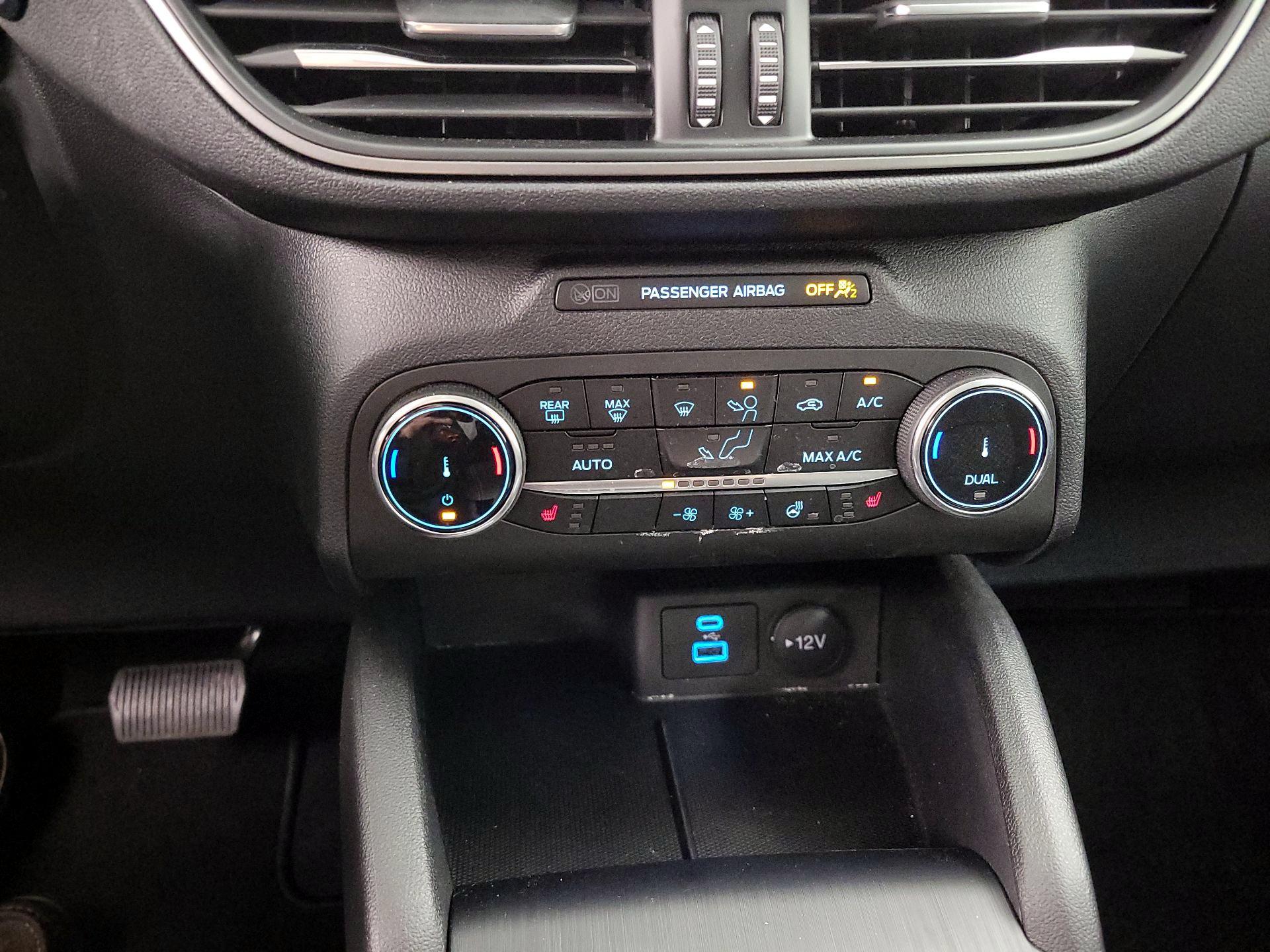 Thumbnail: 2023 Ford Escape - 16