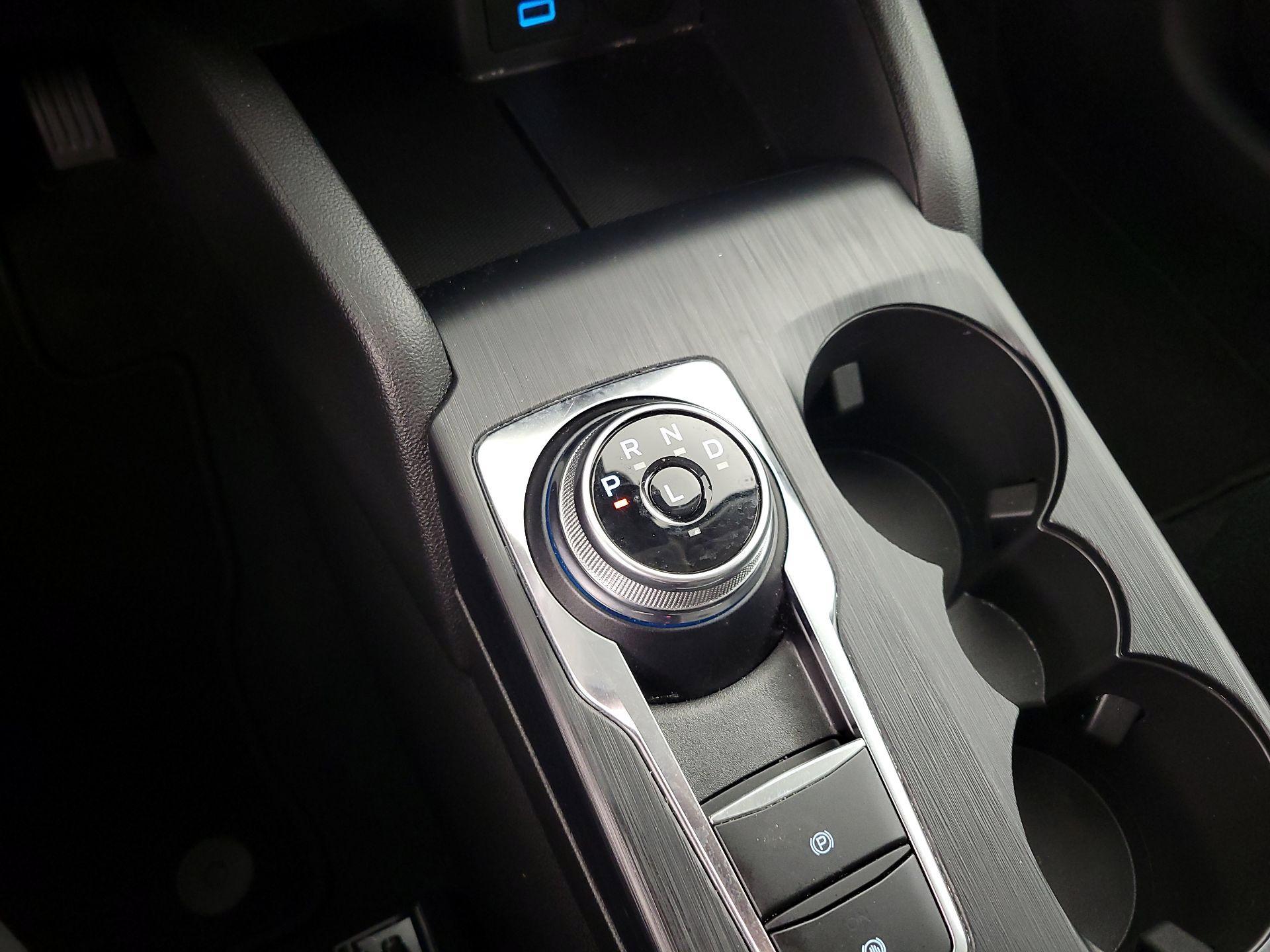 Thumbnail: 2023 Ford Escape - 17