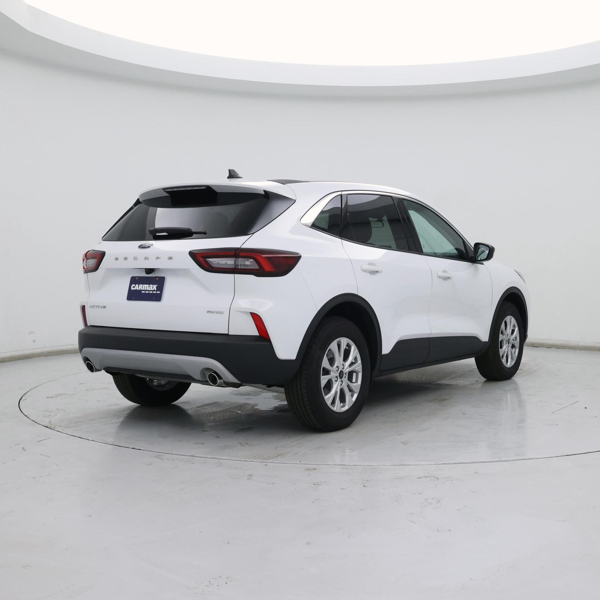 Thumbnail: 2023 Ford Escape - 8