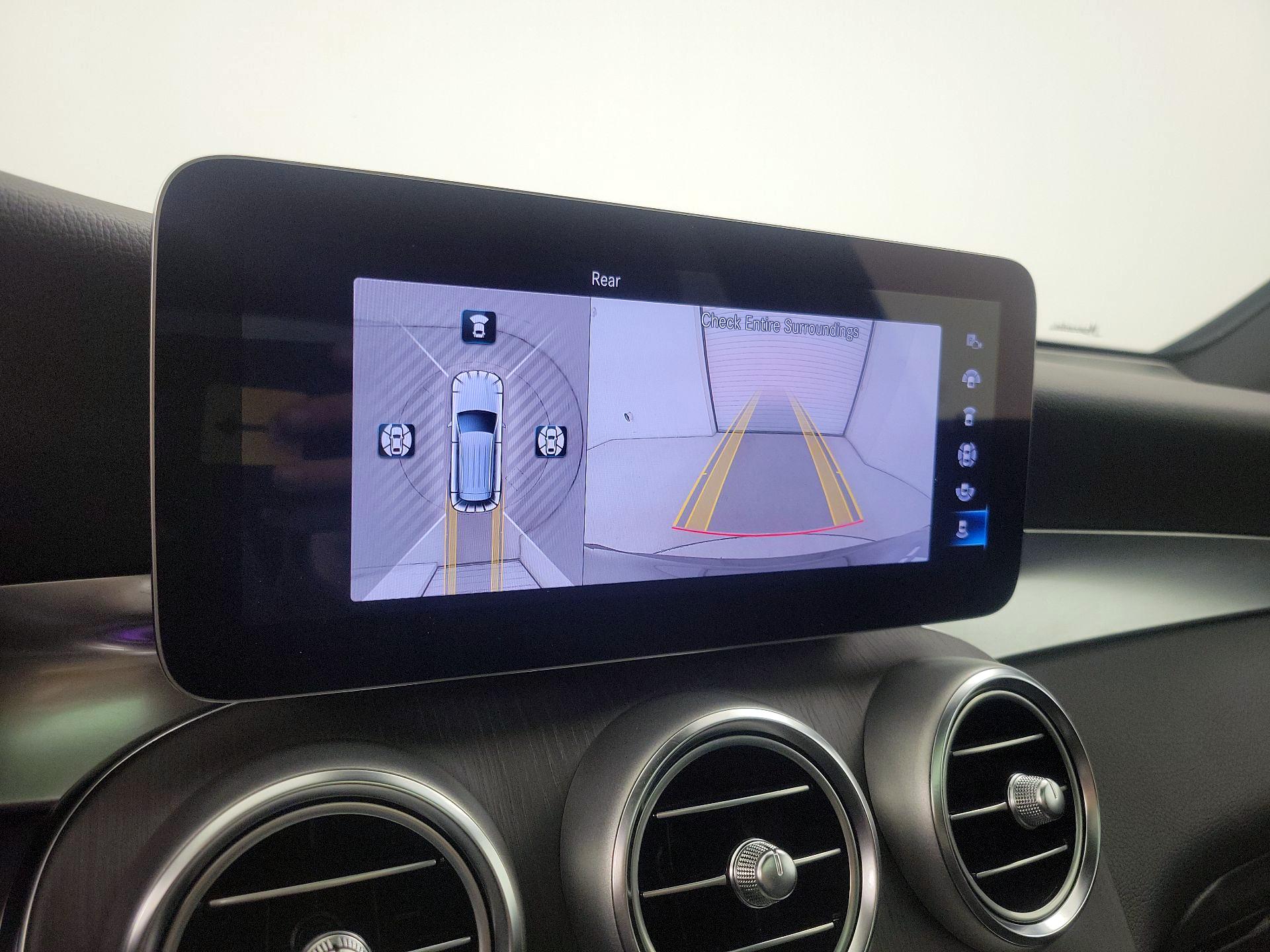 Thumbnail: 2022 Mercedes-Benz GLC - 15