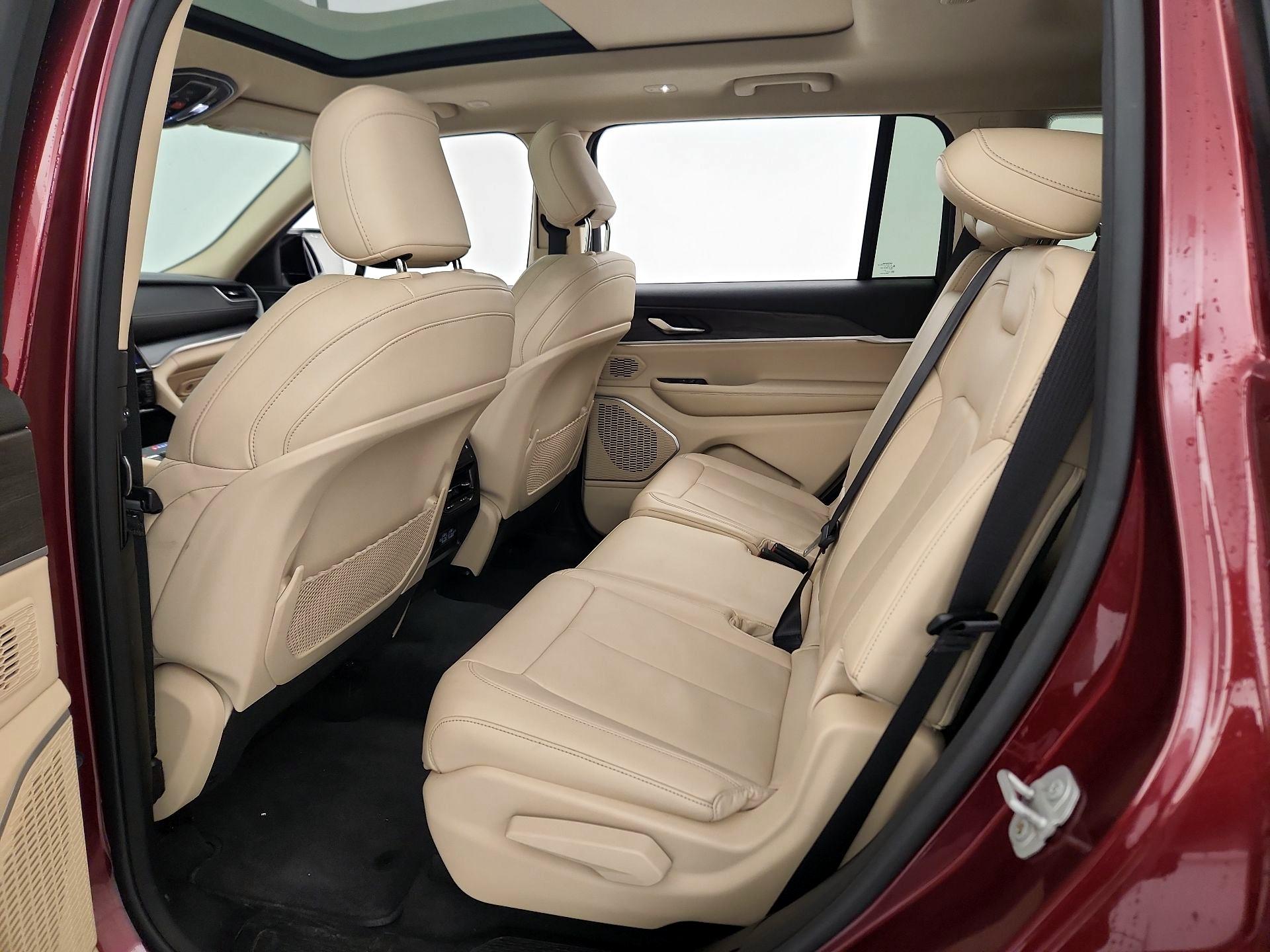 Thumbnail: 2021 Jeep Grand Cherokee L - 20