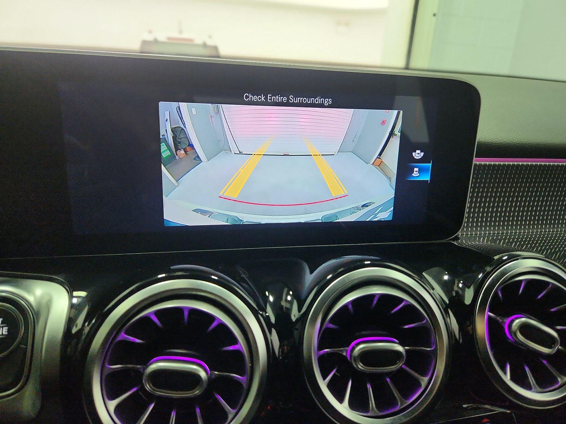 Thumbnail: 2021 Mercedes-Benz GLB - 14