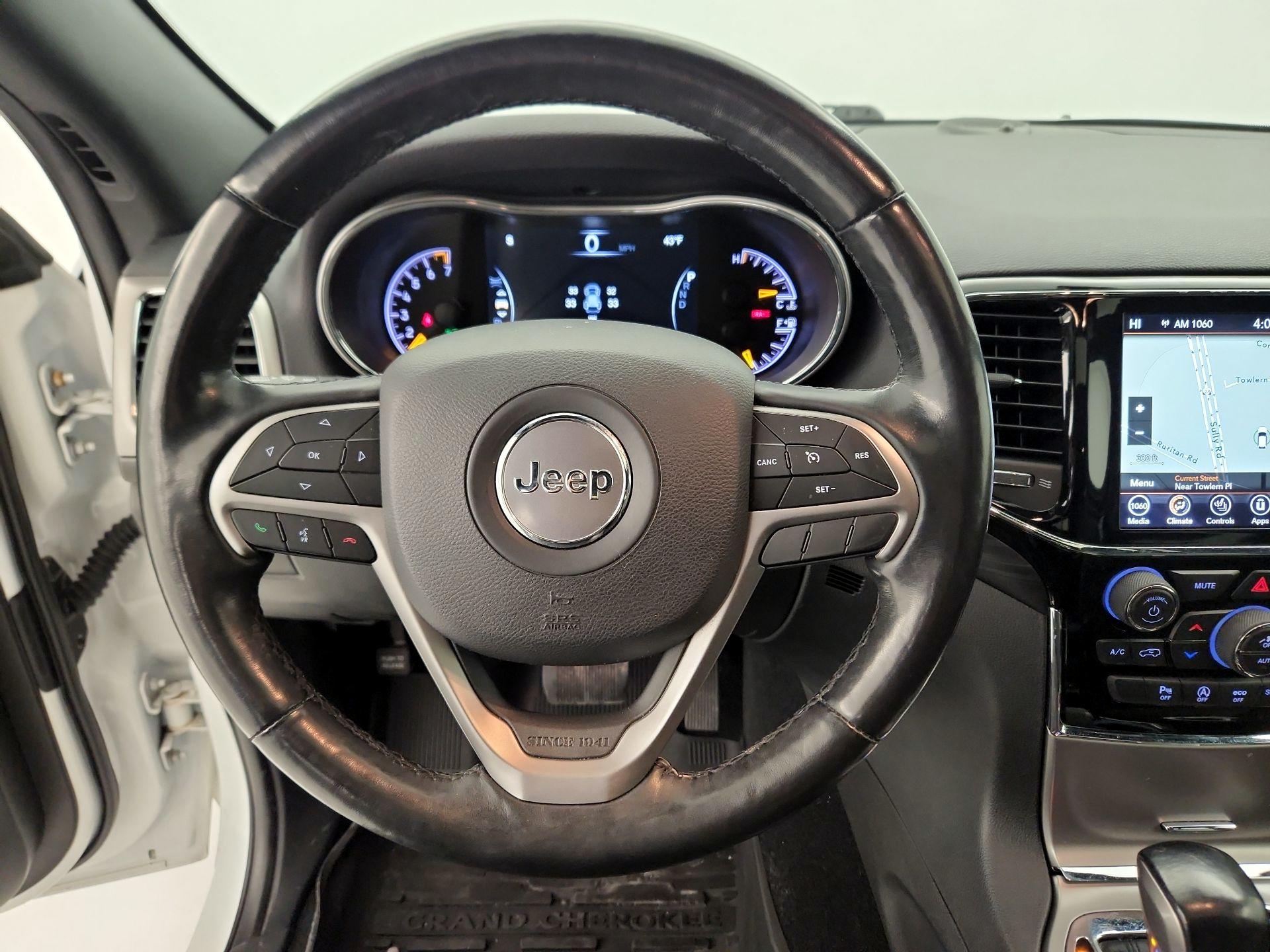 Thumbnail: 2020 Jeep Grand Cherokee - 10