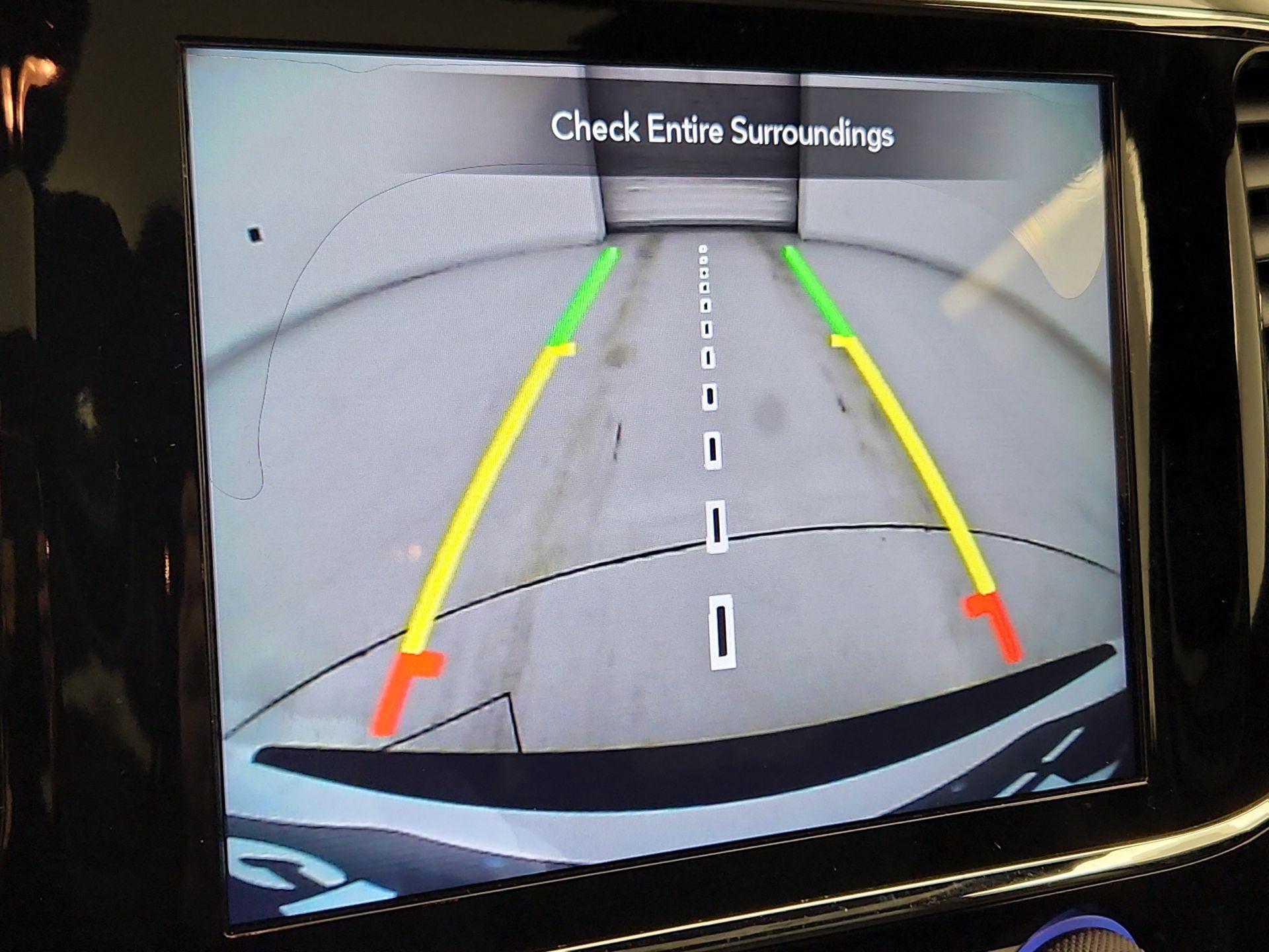 Thumbnail: 2020 Jeep Grand Cherokee - 15