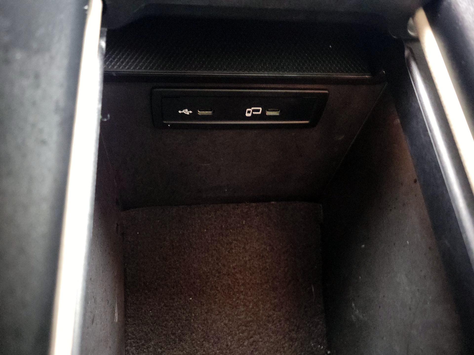 Thumbnail: 2022 Mercedes-Benz GLC - 18