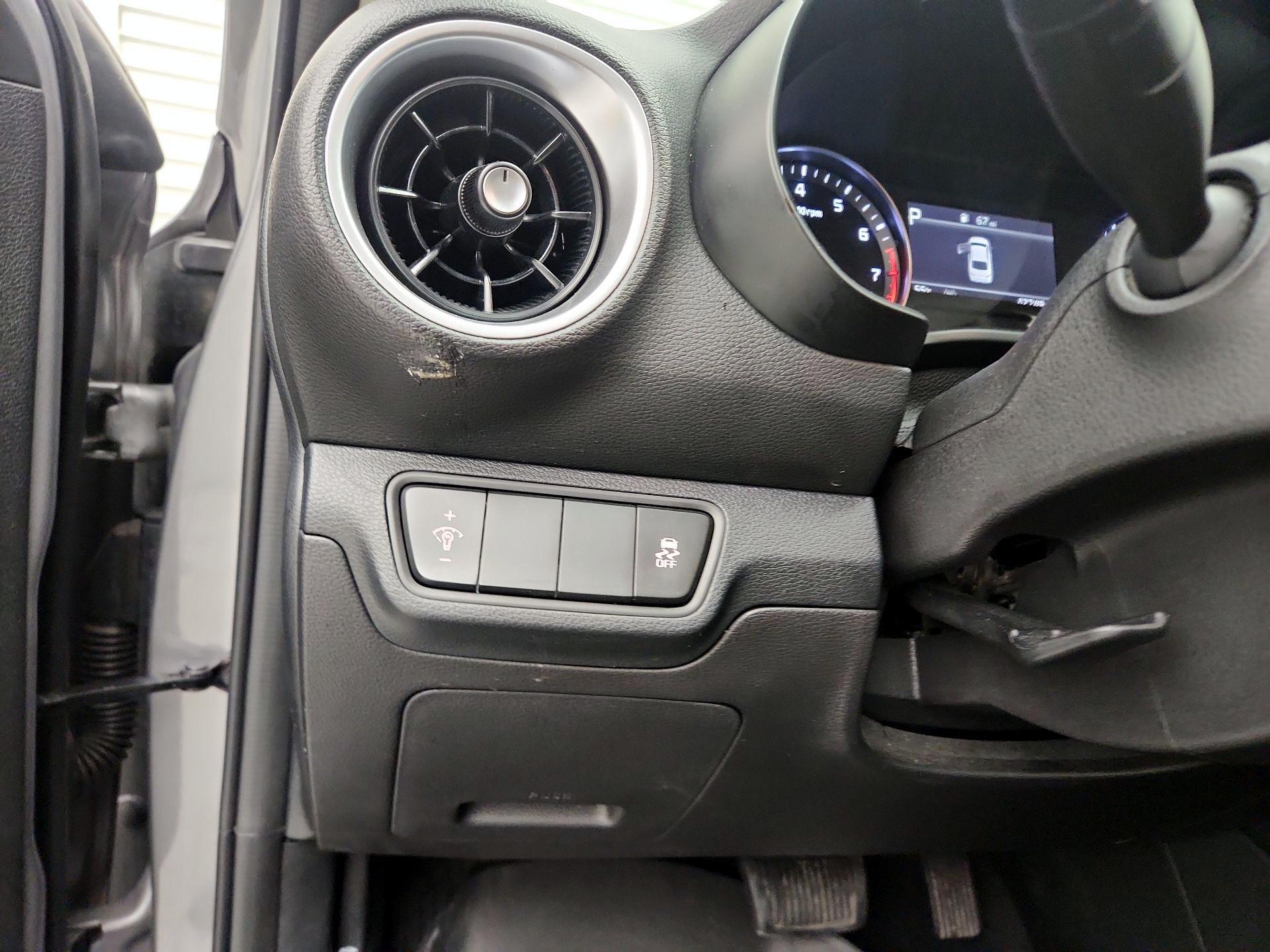 Thumbnail: 2024 Kia Forte - 13