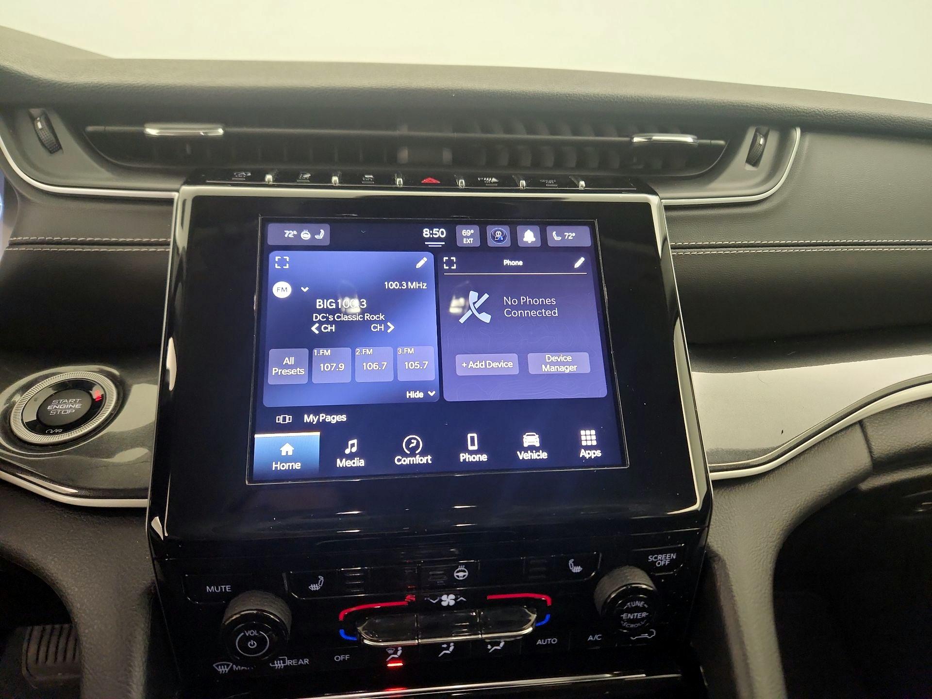 Thumbnail: 2023 Jeep Grand Cherokee - 15